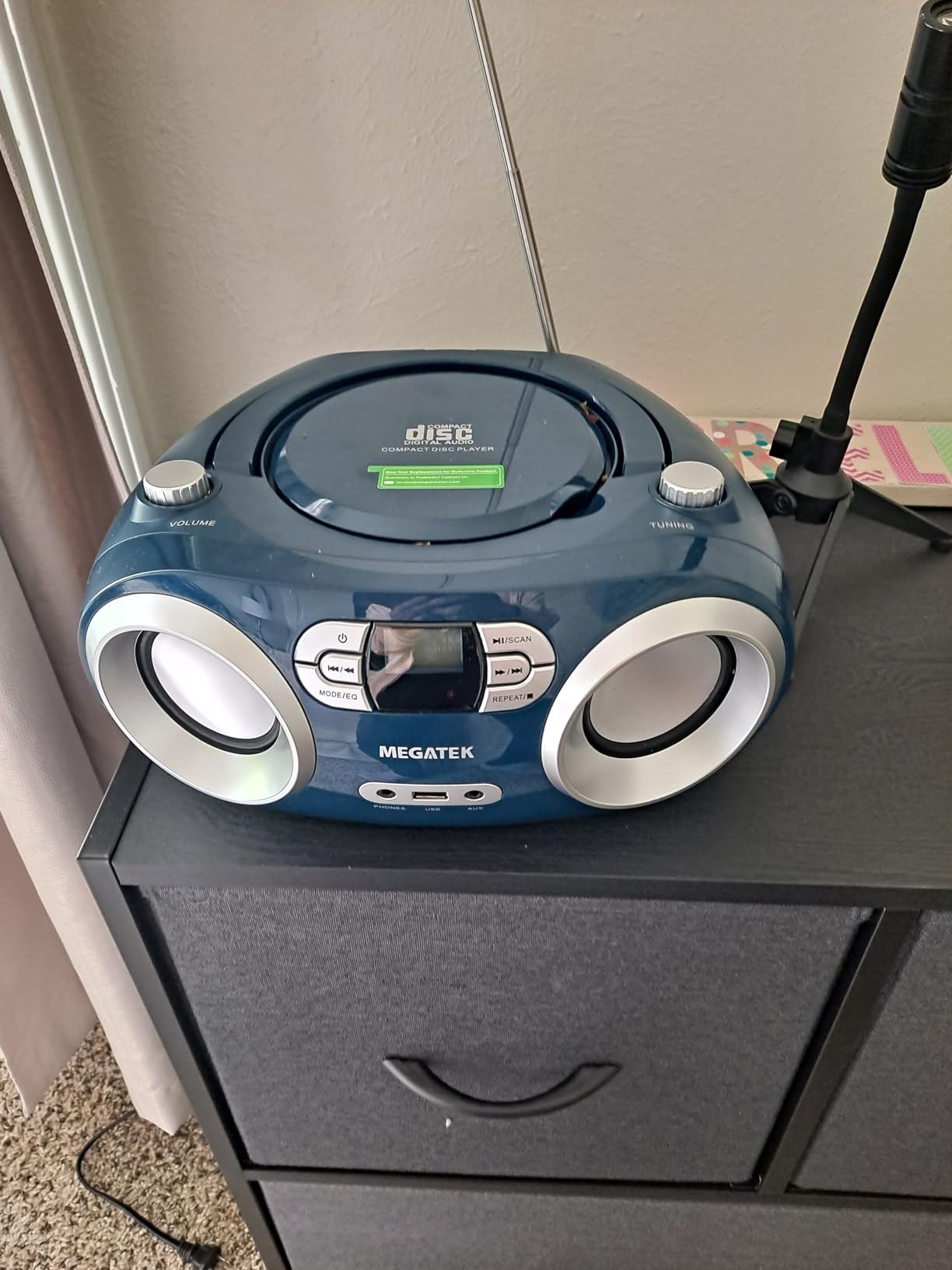 MEGATEK Portable CD Player Boombox with Bluetooth & FM Radio – Blue Jay customer photo 1