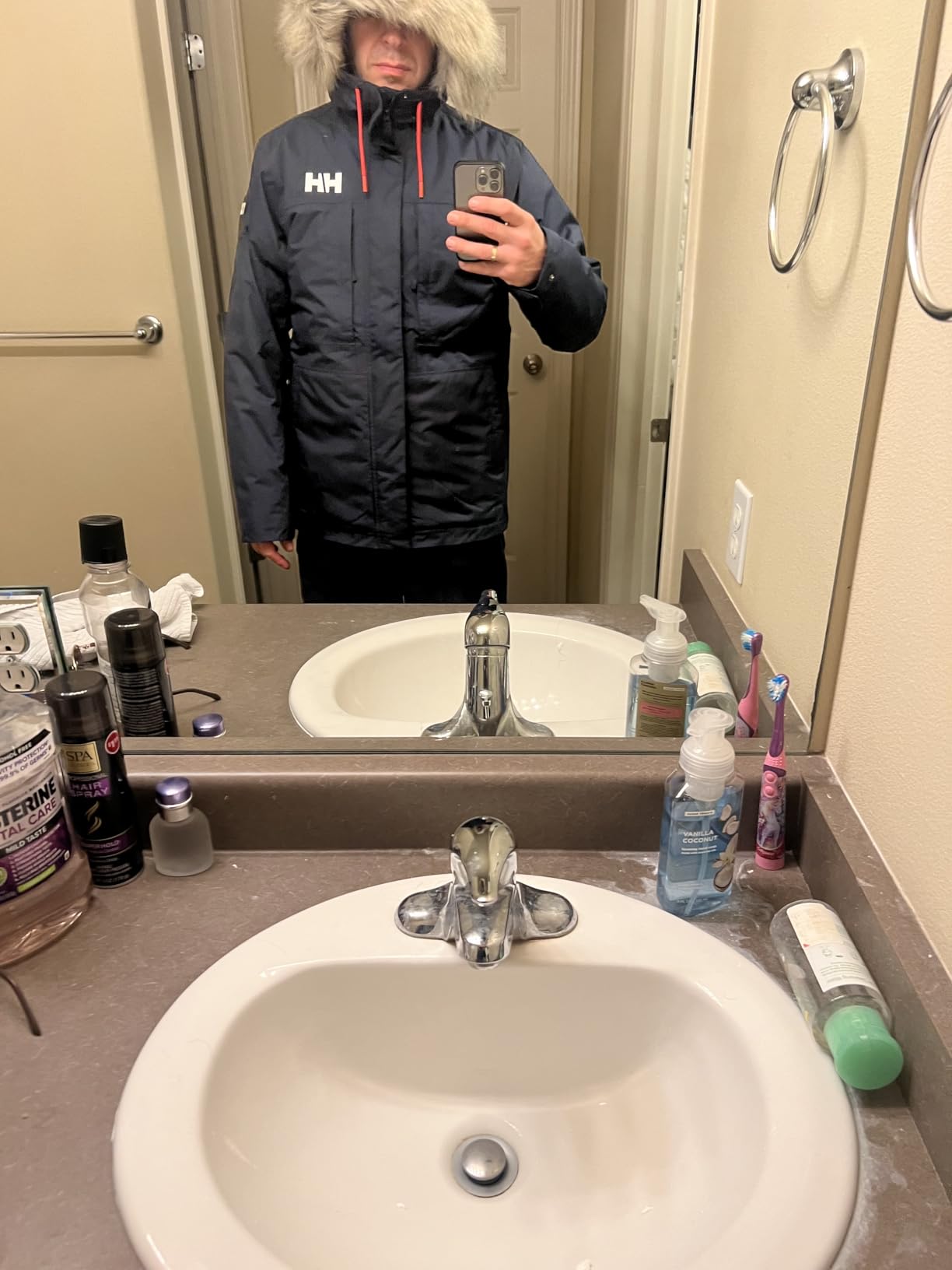 Helly Hansen Men's Coastal 3.0 Parka customer photo 1