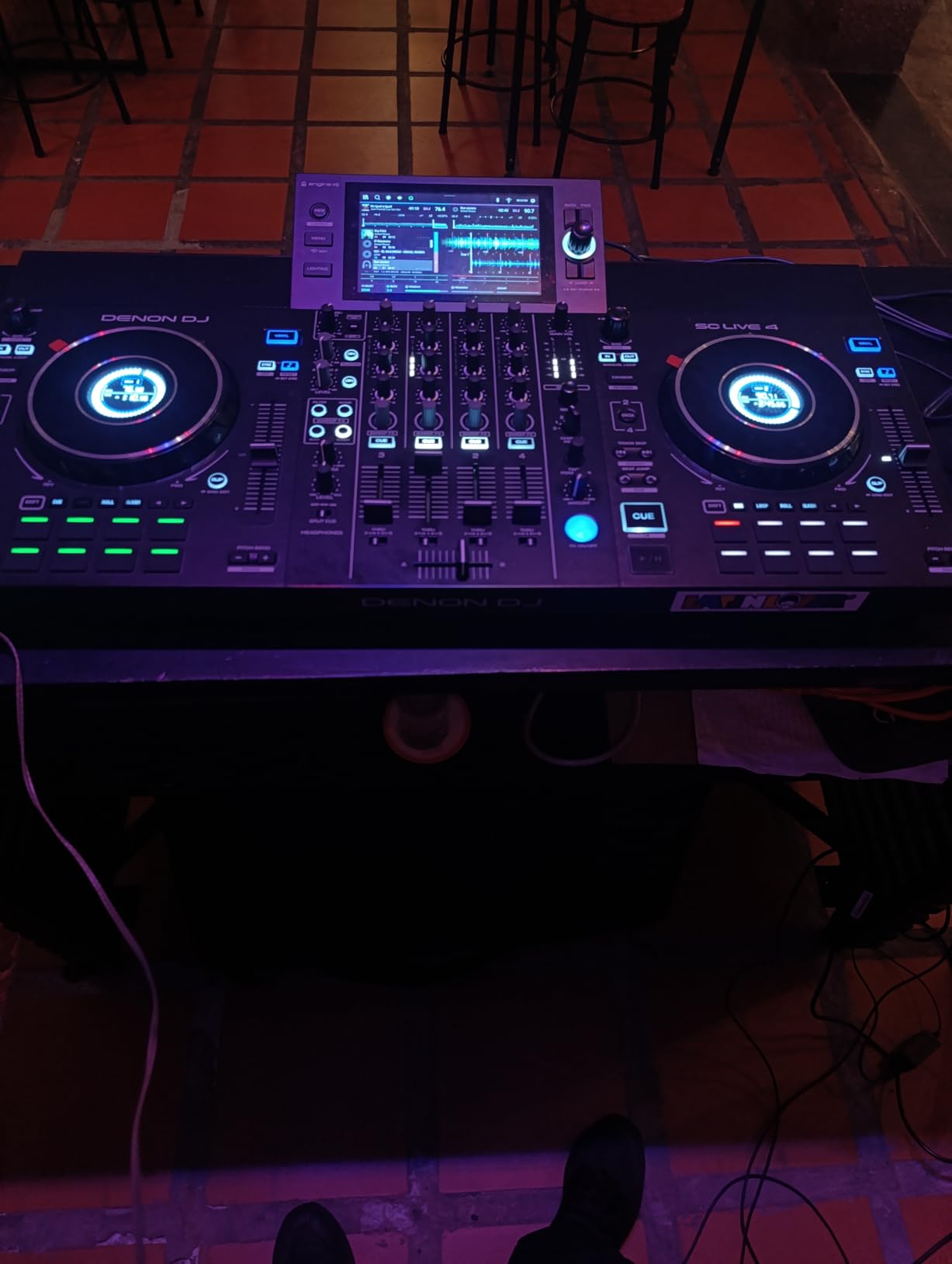 Denon DJ SC LIVE 4 Standalone DJ Controller Black | 4-Deck Controller with Stem Separation, Wi-Fi Streaming, Bluetooth, Built-In Speakers, Serato DJ, Virtual DJ Compatibility customer photo 2