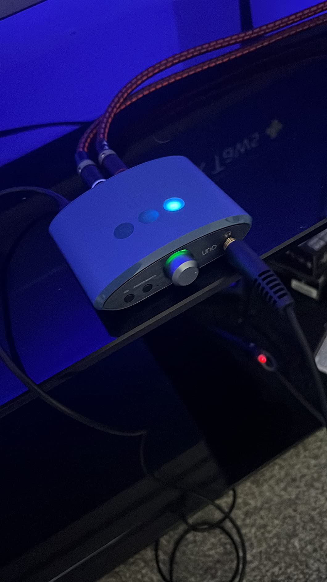 iFi uno - DAC & Headphone AMP - USB-C Input - Improve Lacklustre Audio customer photo 1