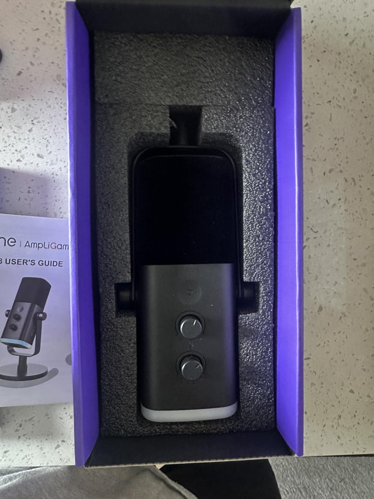 FIFINE AmpliGame AM8 USB/XLR Dynamic Microphone for Gaming Streaming customer photo 1
