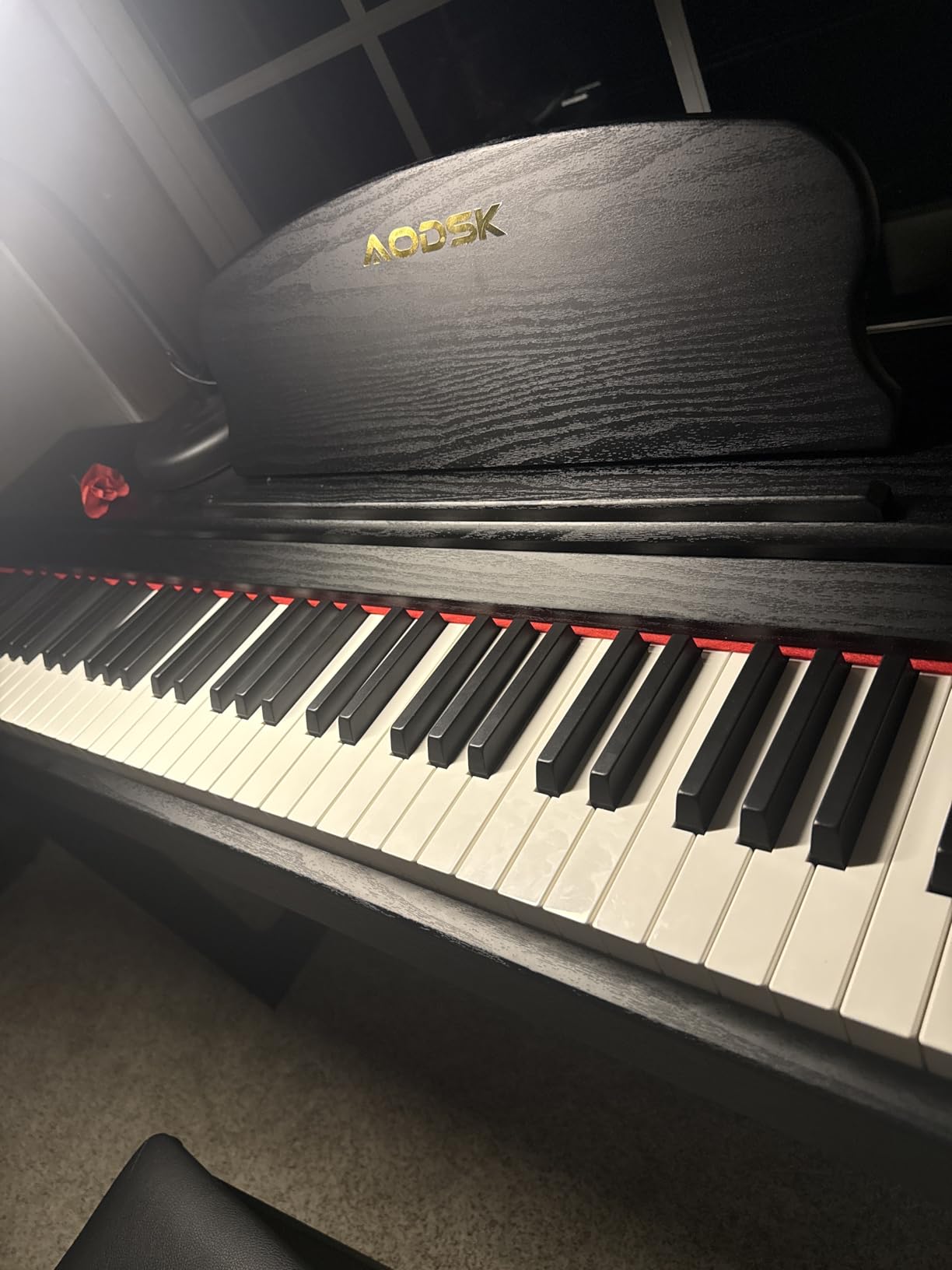 AODSK Weighted keyboard 88-Key Digital Piano with Speakers, Stand & Pedals | Includes Beginner Course, Headphones Jack, Music Stand. Perfect for Student, Home, Daily Practice, Recital, Gift customer photo 1
