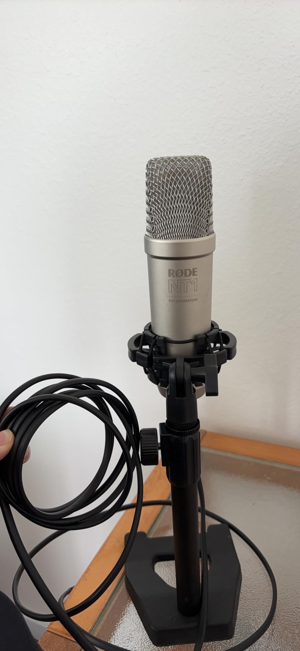 RØDE NT1 5th Gen Studio Condenser Microphone, XLR + USB-C, Silver customer photo 1