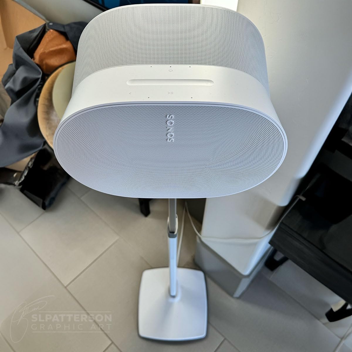 Sonos Era 300 Wireless Smart Speaker with Dolby Atmos - White customer photo 1