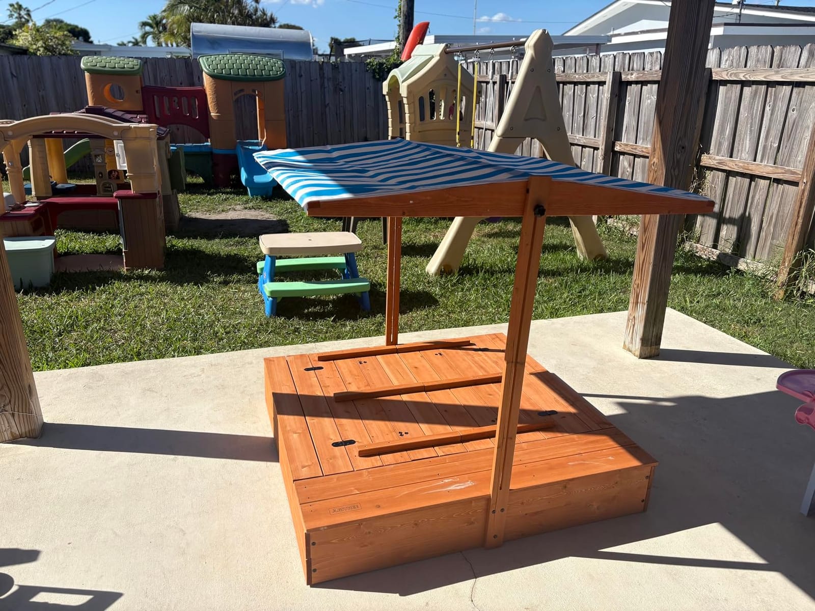 Agitree Wooden Sandbox with Lid and Canopy for Kids Ages 3-8, 47