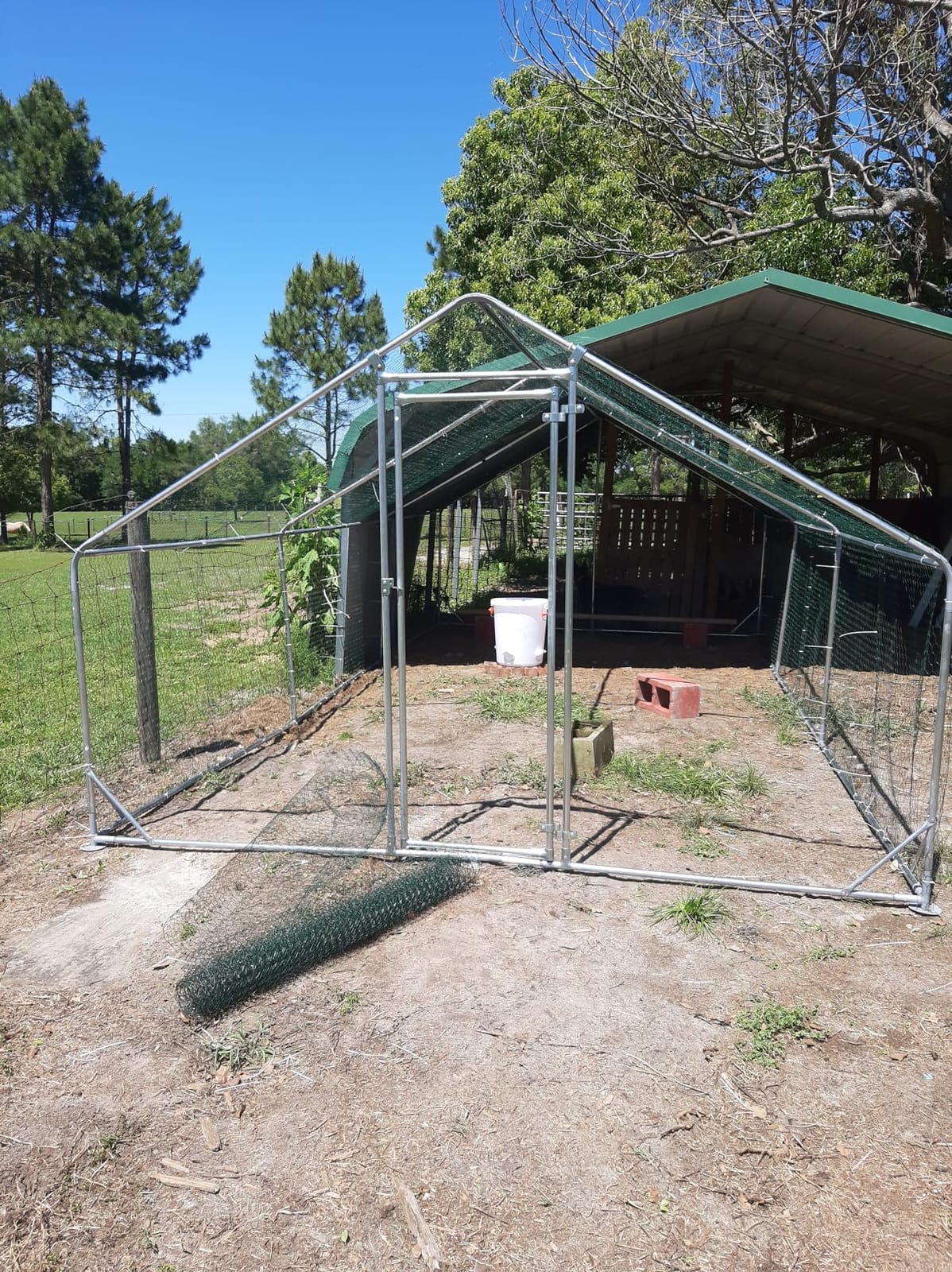 Large Metal Chicken Run Walk-in Poultry Cage Spire-Shaped Chicken Coop with Waterproof and Anti-Ultraviolet Cover for Outside,Backyard and Farm,19.6' L x 9.8' W x 6.4' H customer photo 2