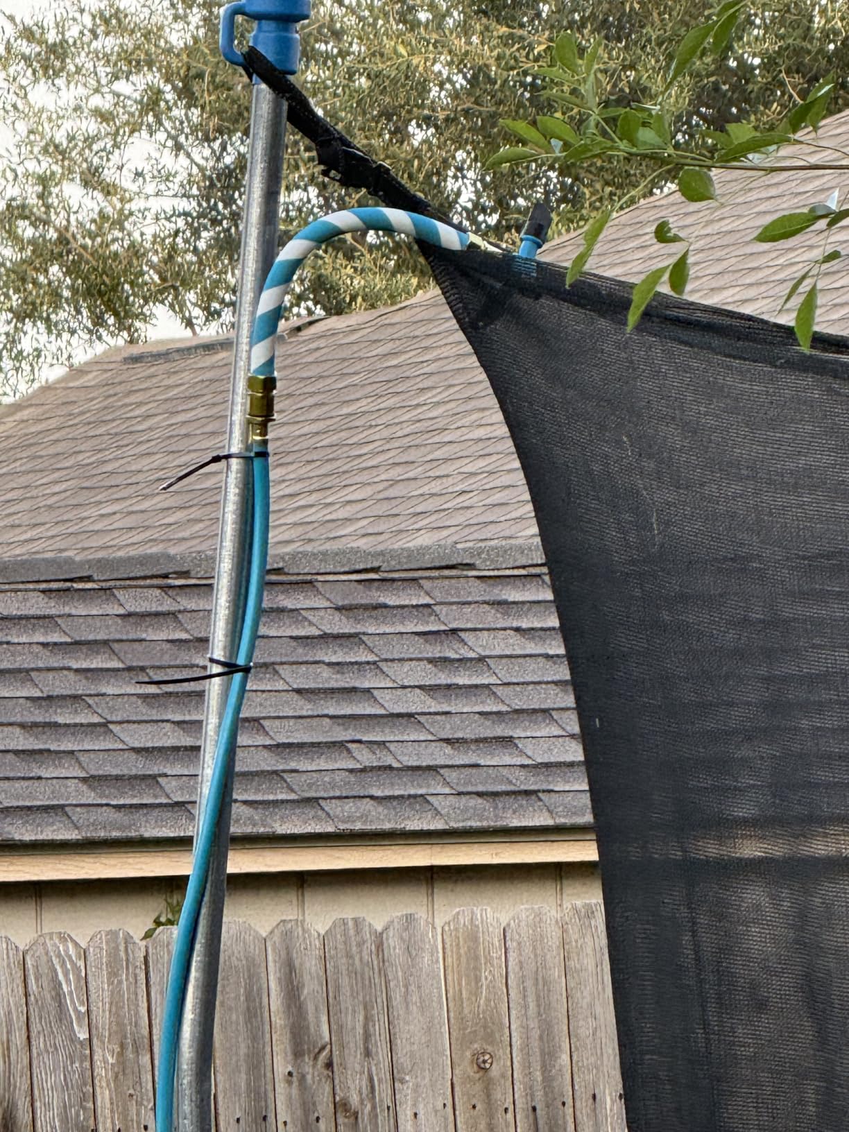 Trampoline Sprinkler - Net Friendly 360 Rotating Water Sprinkler for Kids, 5 Minutes Quick Setup Accessories for 10-16ft Trampolines, Blue customer photo 1