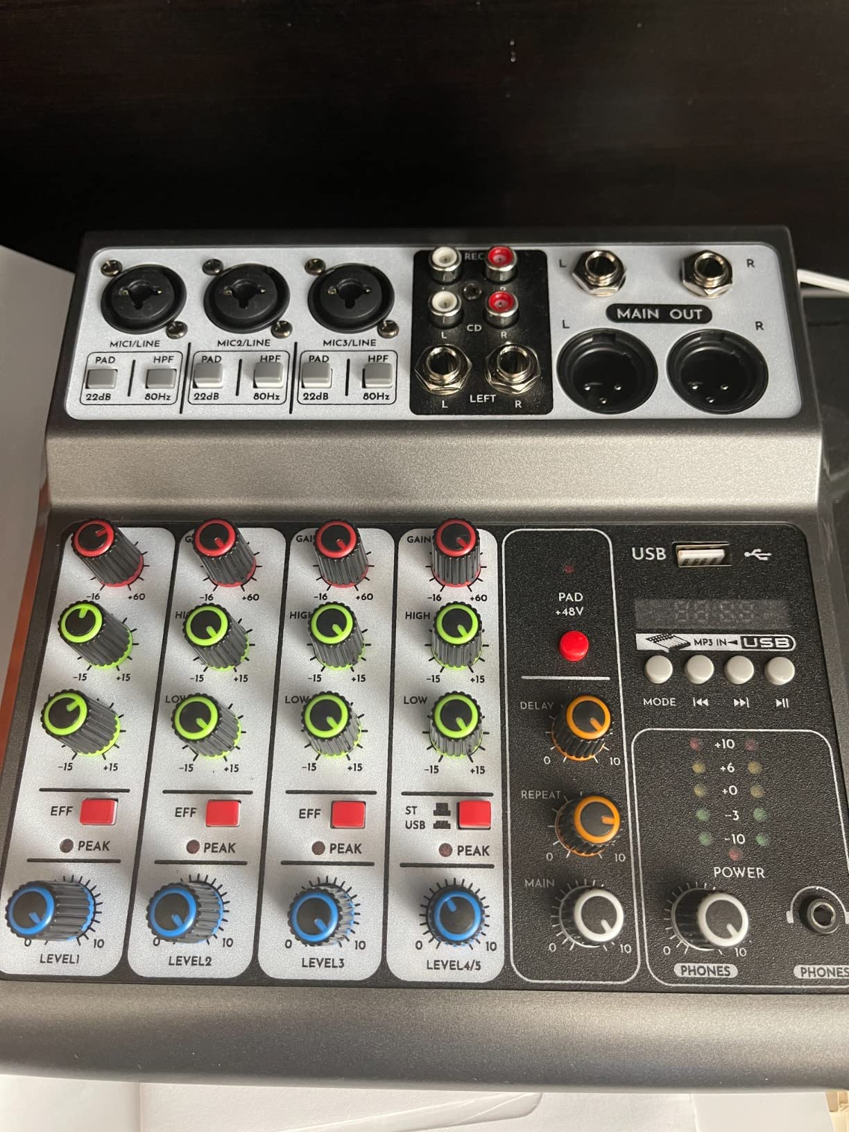 Aveek 5 Channel Audio Mixer, Built-in PC Recording Interface Sound Board customer photo 2