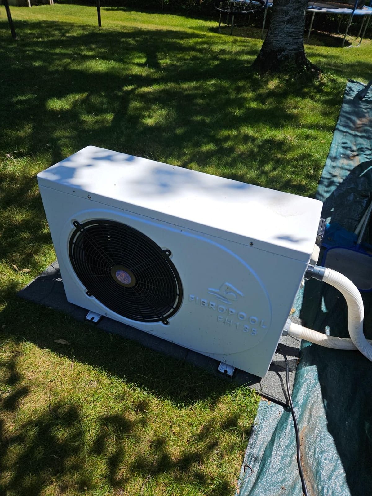FibroPool Pool Heat Pump FH135-35,000 BTU 120V - 7,500 Gal - Electric customer photo 1