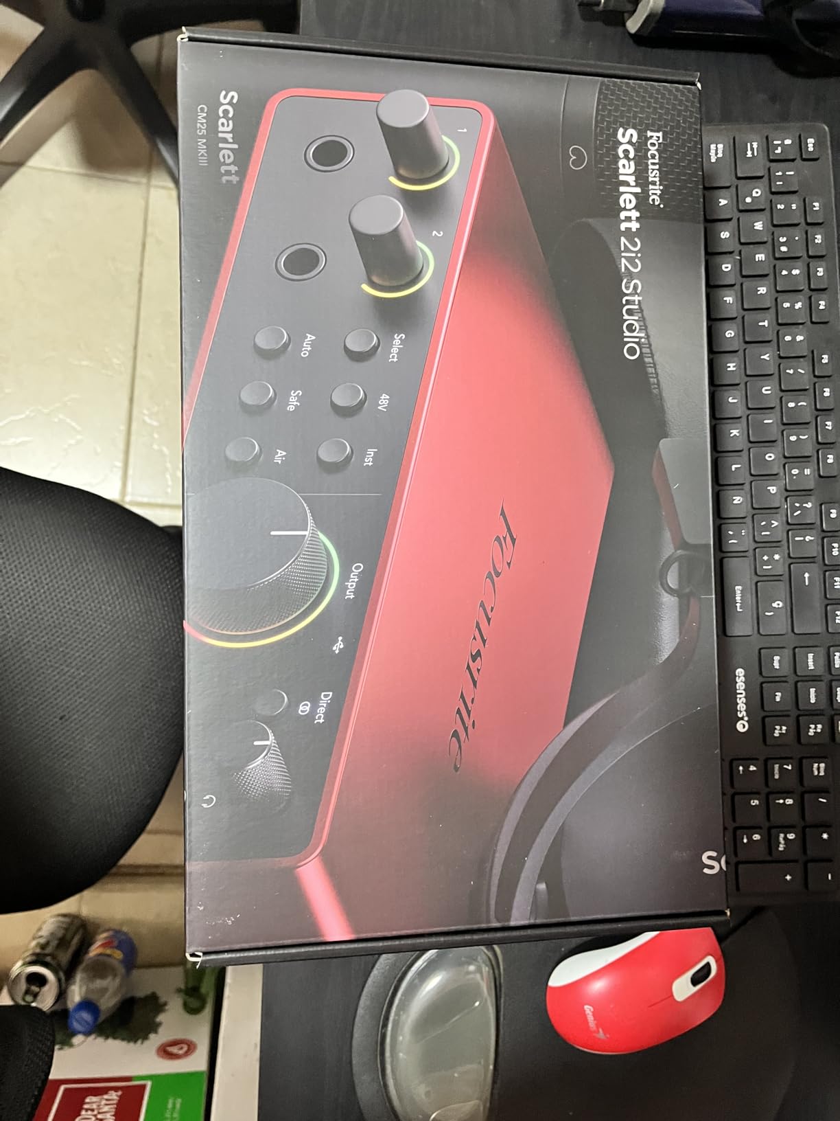 Focusrite Scarlett 2i2 Studio 4th Gen USB-C Audio Interface Bundle customer photo 1