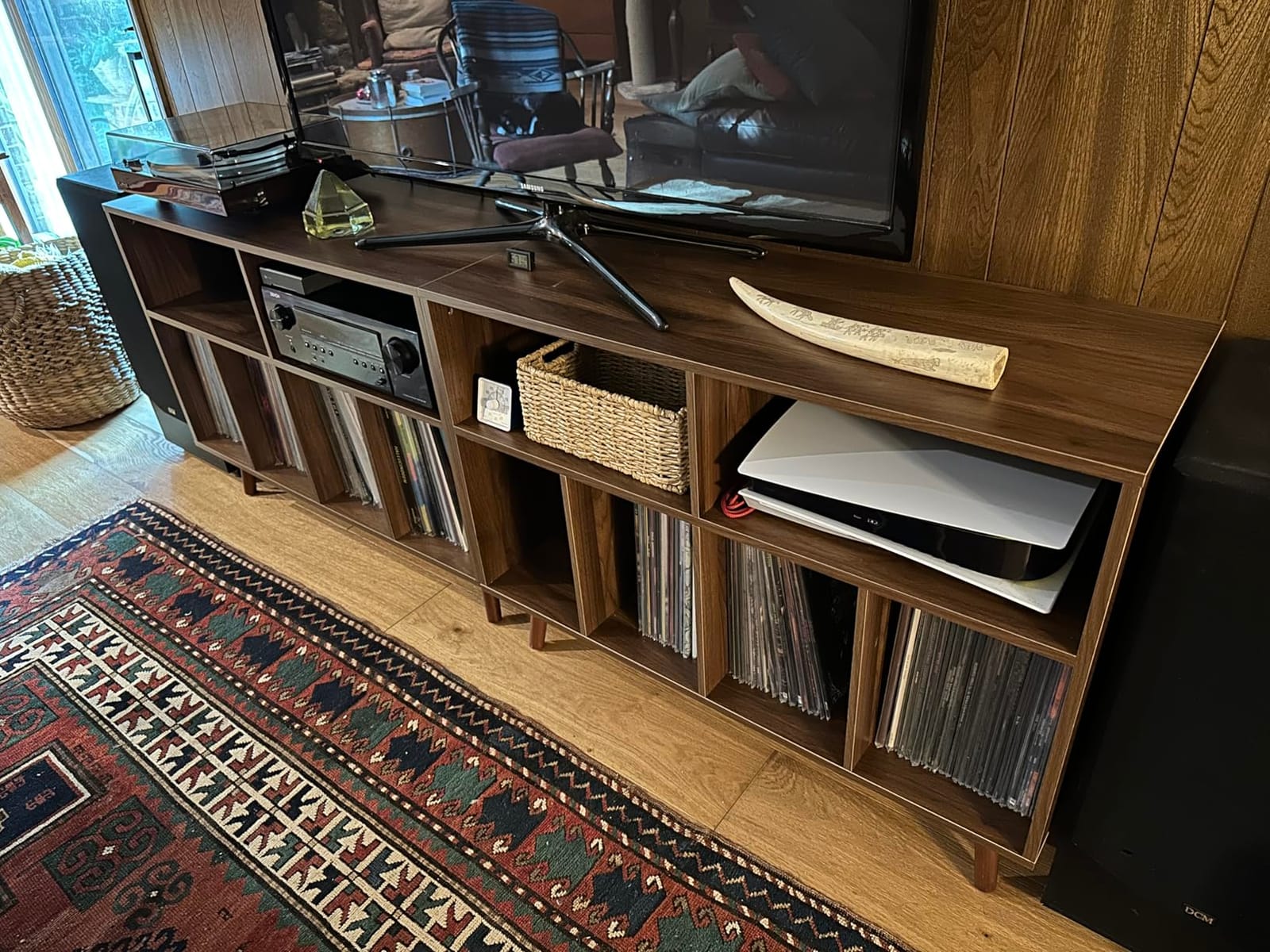 Cozy Castle Record Player Stand with Vinyl Storage Cabinet, Wood Turntable Table Open Shelf Holder Up to 350 Albums Cube Storage Organizer for Living Room, Office, Brown customer photo 1
