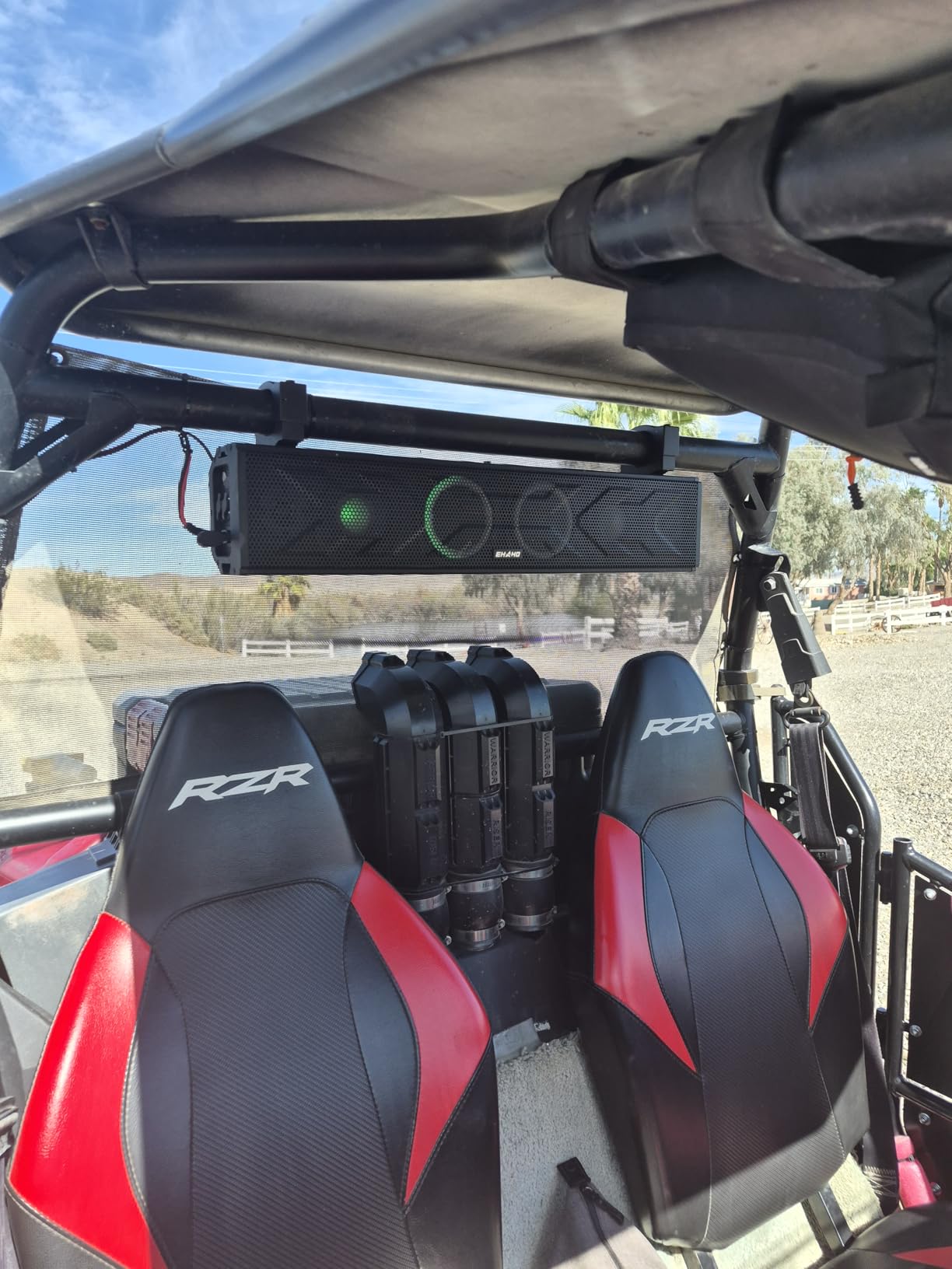 Ehaho 25 Inch 6-Speaker UTV Sound Bar with Bluetooth, RGB, IP66 Waterproof customer photo 2