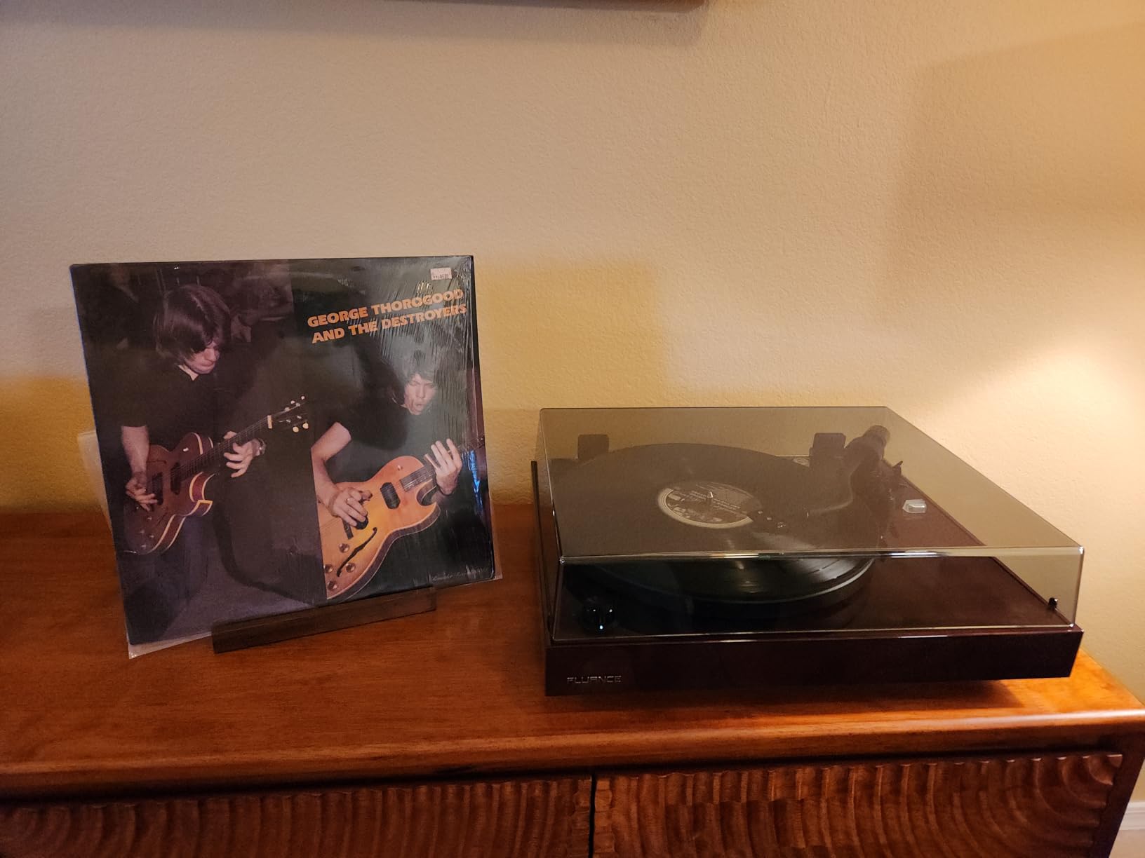 Fluance RT81+ Elite High Fidelity Vinyl Turntable Record Player, Audio Technica VM95E Cartridge, Anti-Resonant Platter, Acrylic Mat, Phono Preamp Wood Plinth Adjustable Isolation Feet - Natural Walnut customer photo 1