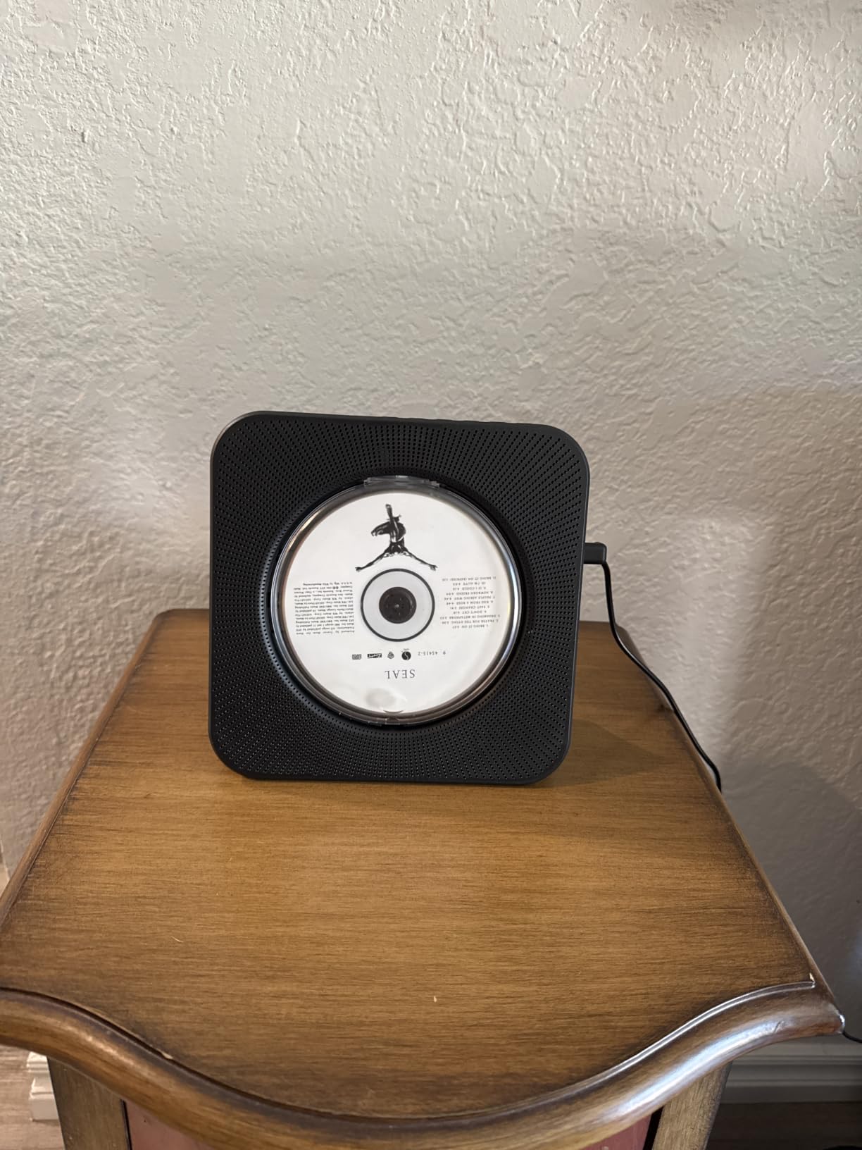 ROADOM Portable CD Player with Bluetooth, Hi-Fi Speakers & FM Radio customer photo 2