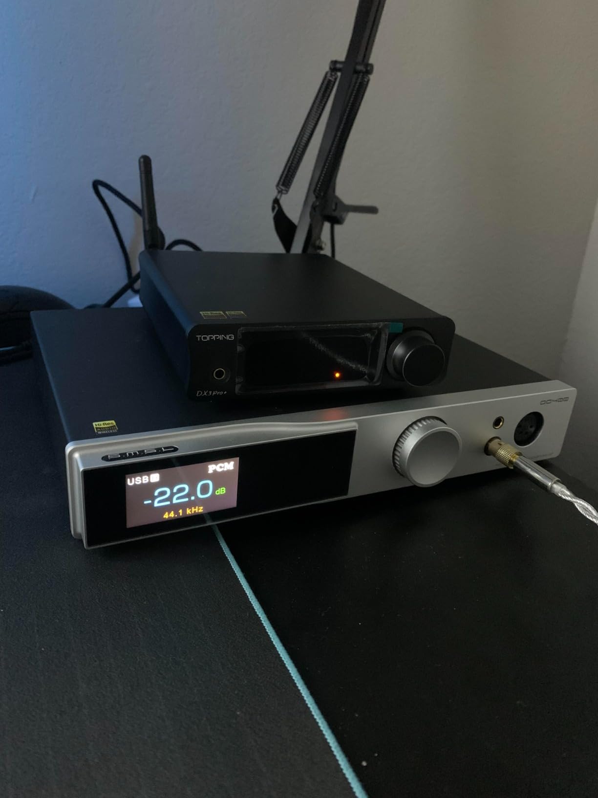 SMSL DO400 Full Balanced Headphone Amplifier DAC Amp ES9039MSPRO XMOS-XU316 USB MQA DAC USB/AES/Optical/Coaxial/IIS Input 4.4mm/6.35mm/4-XLR Jack Output Headphone Amps (Black) customer photo 1