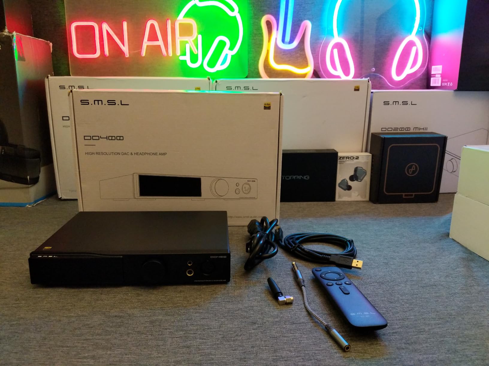 SMSL DO400 Full Balanced Headphone Amplifier DAC Amp ES9039MSPRO XMOS-XU316 USB MQA DAC USB/AES/Optical/Coaxial/IIS Input 4.4mm/6.35mm/4-XLR Jack Output Headphone Amps (Black) customer photo 2