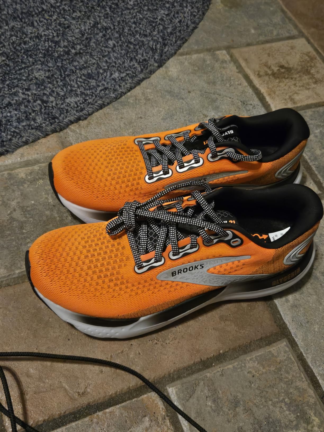 Brooks Men’s Glycerin 21 Neutral Running Shoe customer photo 2