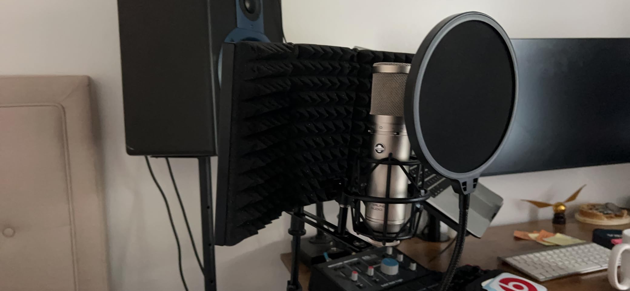 TONOR Isolation Shield Pack for Mic, Acoustic Foam Shield with Pop Filter & Tripod Stand, Foldable Design, Compatible with Blue Yeti, AT2020, Recording, Podcasts, Singing, Max 70 inch, Stand Included customer photo 1