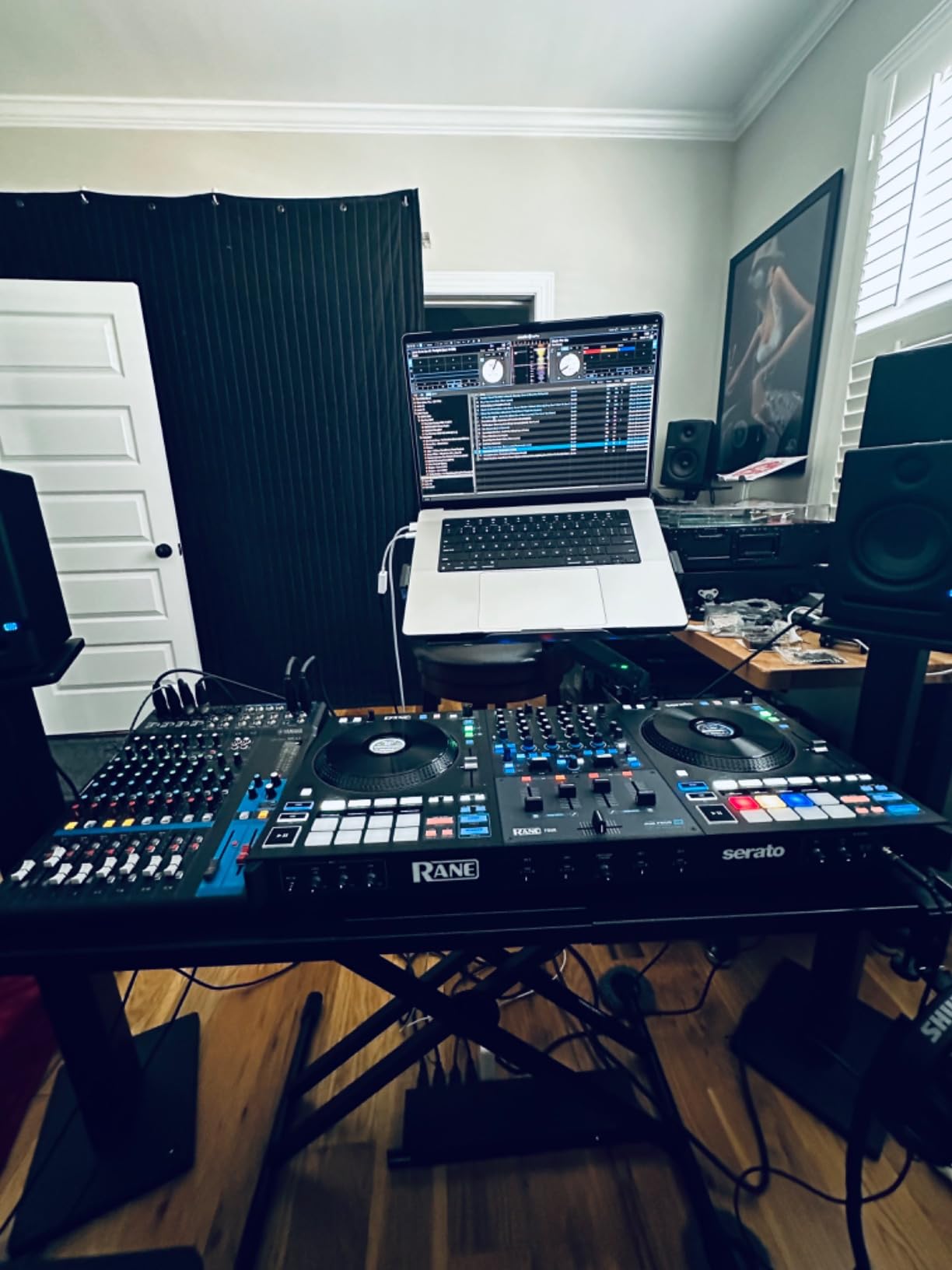 Liquid Stands Expandable DJ Table Stand Portable Audio Mixer Stand - DJ Stand for Laptop & Controller - Midi Keyboard Stand & Synth Stand - DJ Booth Portable X Style Keyboard Stand & Tabletop DJ Desk customer photo 1