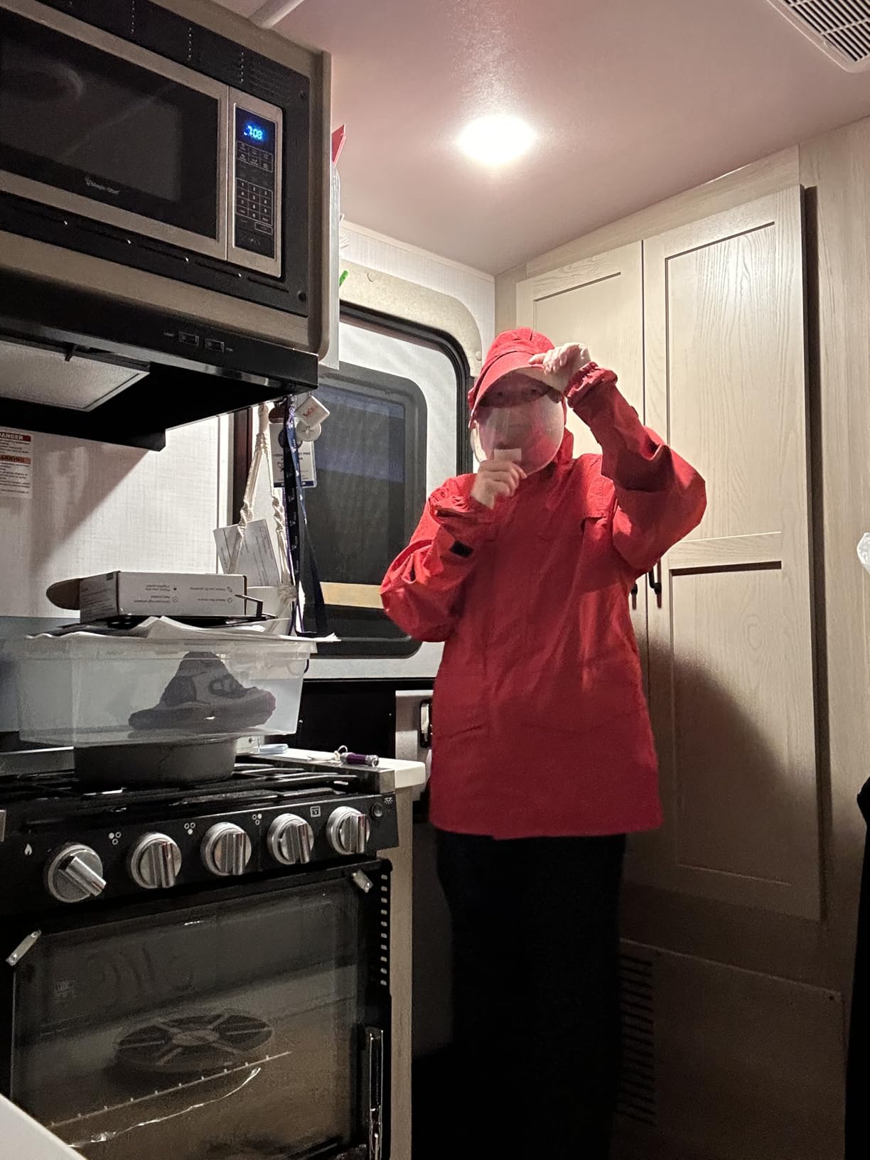 iCreek Rain Suit Waterproof Breathable Lightweight 2-Piece Rain Gear Unisex customer photo 2