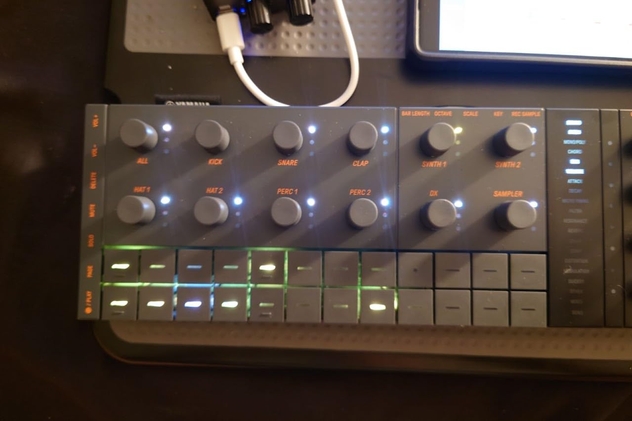 Yamaha SEQTRAK Mobile Music Ideastation, Advanced Sequencer, Onboard Sampling, Built-In Speakers and Microphone, Black customer photo 2
