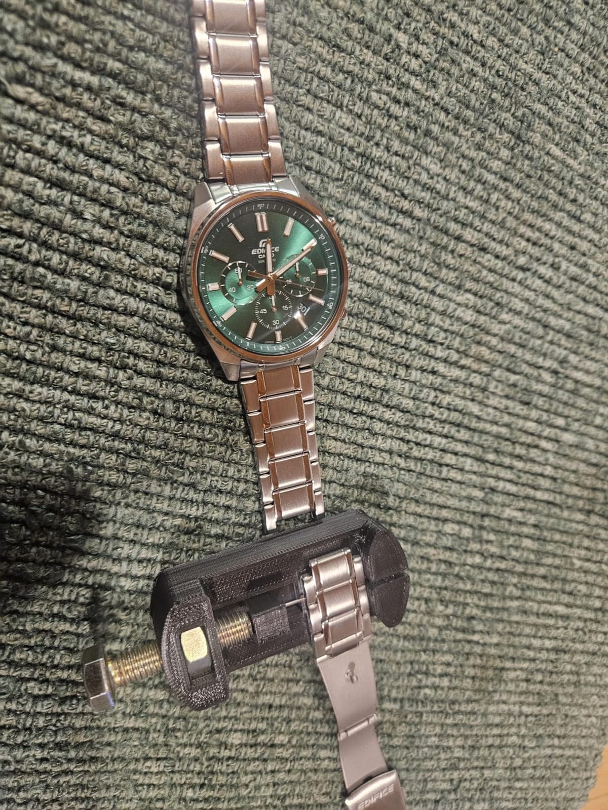 Casio Edifice Chronograph Date Indicator Watch EFV650D customer photo 2