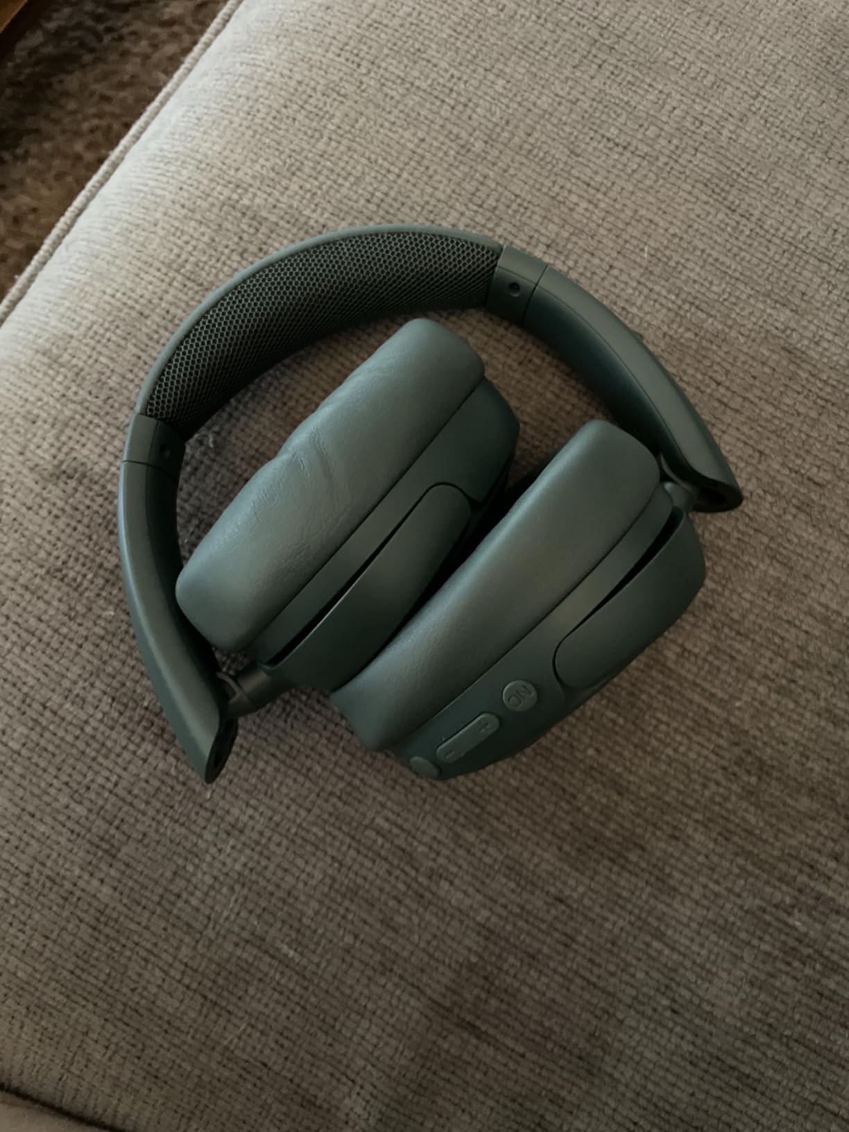 JLab, JBuds Lux ANC, Over Ear Headphones, Active Noise Cancelling, Bluetooth, Spatial Audio, Sage customer photo 2