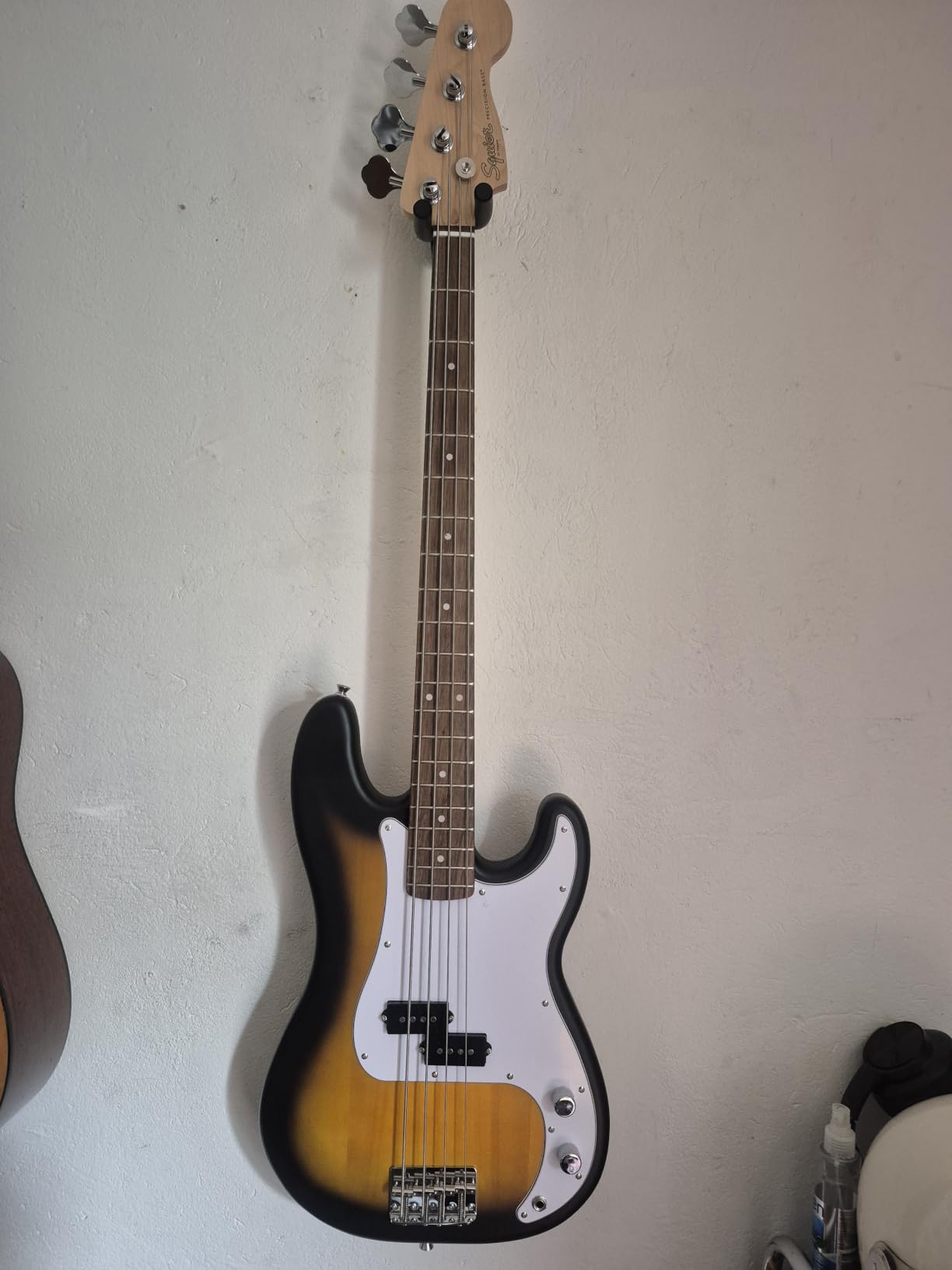 Fender Squier Debut Series Precision Bass Guitar, Beginner Guitar, with 2-Year Warranty, Includes Free Lessons, Dakota Red with Matte Finish customer photo 2