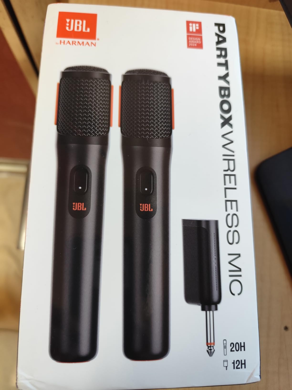 JBL PartyBox Wireless Mic - 2X Digital Wireless Microphones, Rechargeable Battery (20hrs - 700mAh), Clear Voice, Crisp Sound, Stable 2.4GHz Connection, Compatible with All PartyBox Speakers (Black) customer photo 1