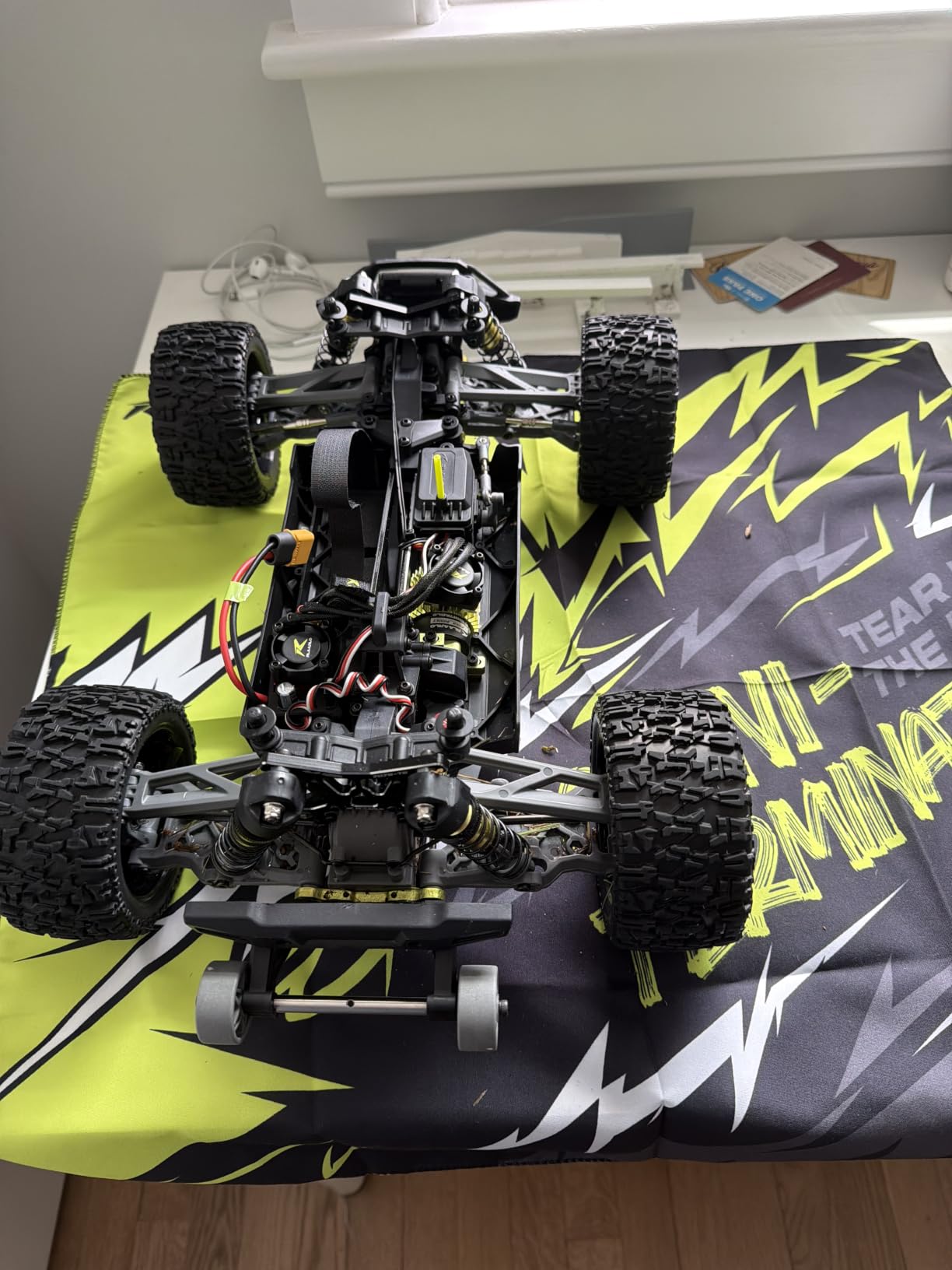 1/10 RTR Brushless Fast RC Cars for Adults,Max 50mph,4WD,Waterproof,3S Lipo customer photo 1