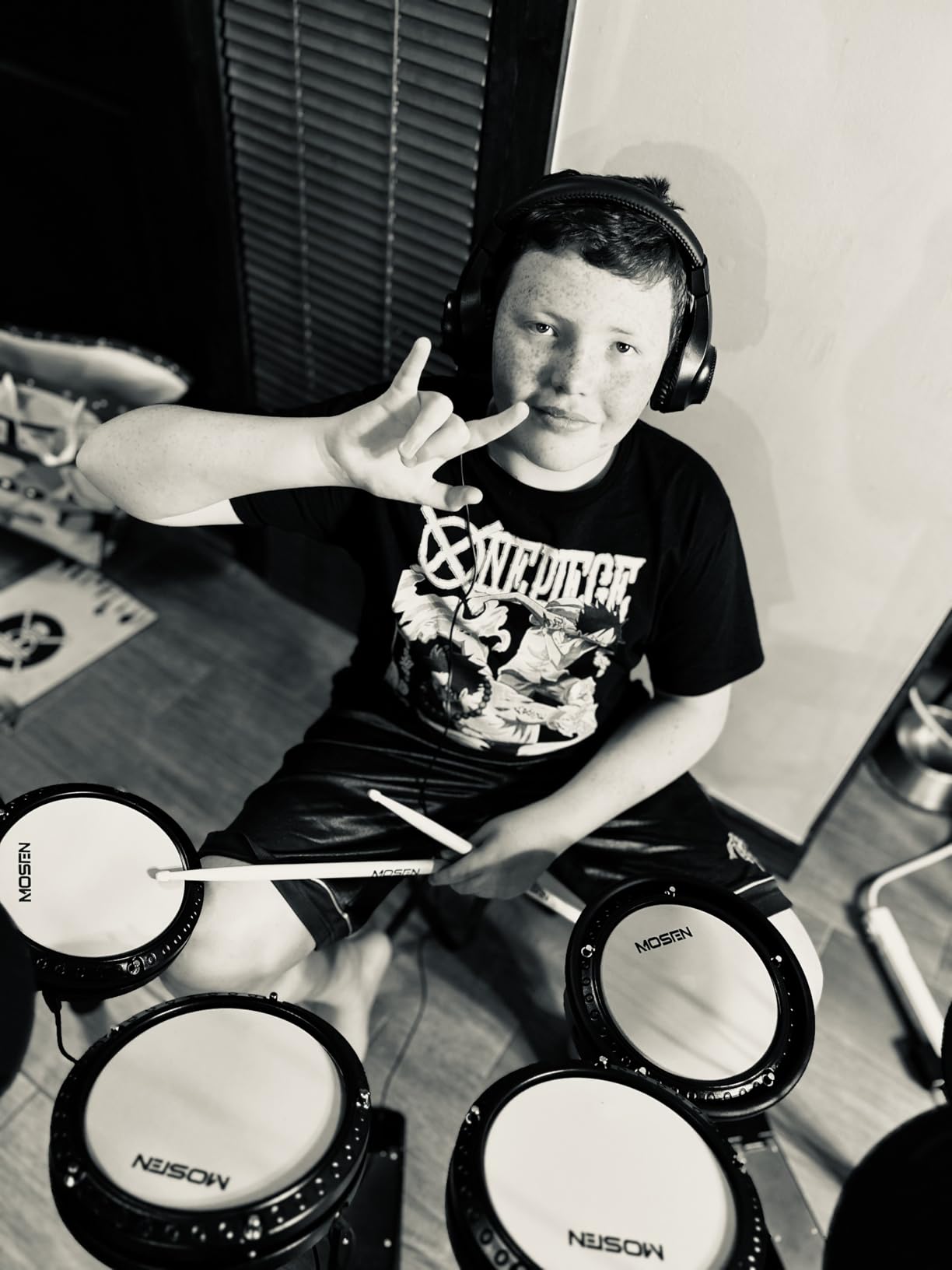 MOSEN Quiet Electric Drum Set Beginner,195+ Sounds & 25 Drum Kits,MED-X3 customer photo 1