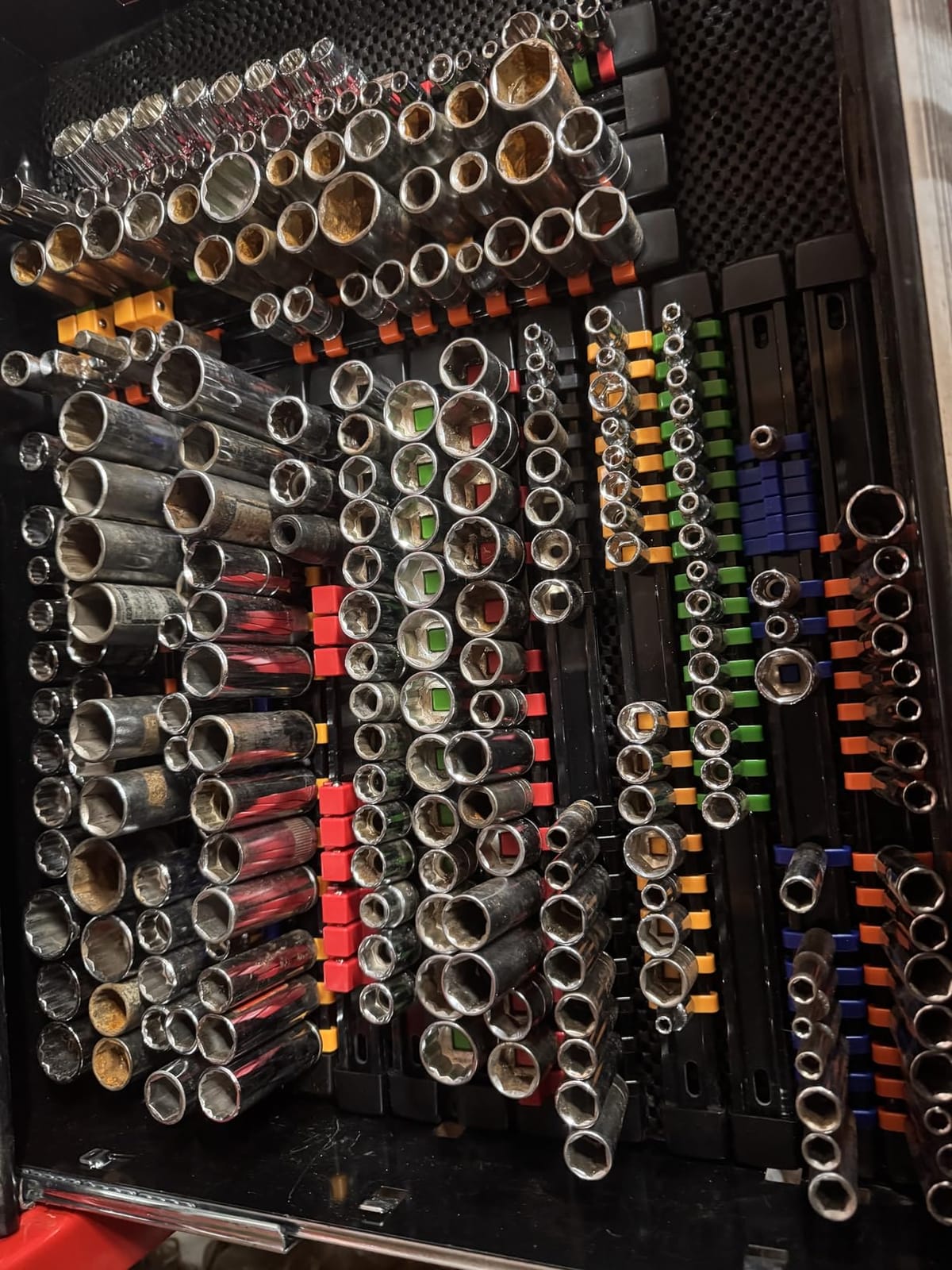 SWANLAKE Socket Organizer Set 18-Piece, 1/4-Inch x 96 Clips, 3/8-Inch x 90 Clips, 1/2-Inch x 72 Clips, Socket Organizer for Tool Box Drawer, Drive Socket Trays, Socket Holder Clip Rail customer photo 2