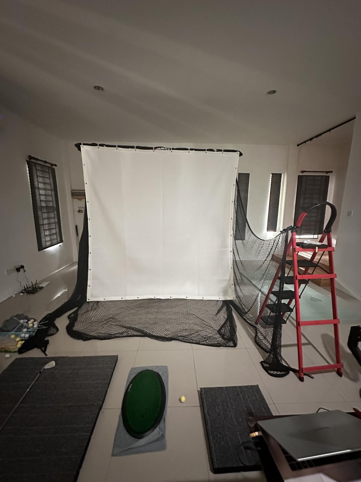 Golf Simulator Impact Screen, Premium Triple Layer Launch Monitor Projector Screen with HD Visuals, Indoor Practice Screen for Enclosure and Net, Hitting Screen with Grommets & Bungee Cords customer photo 1