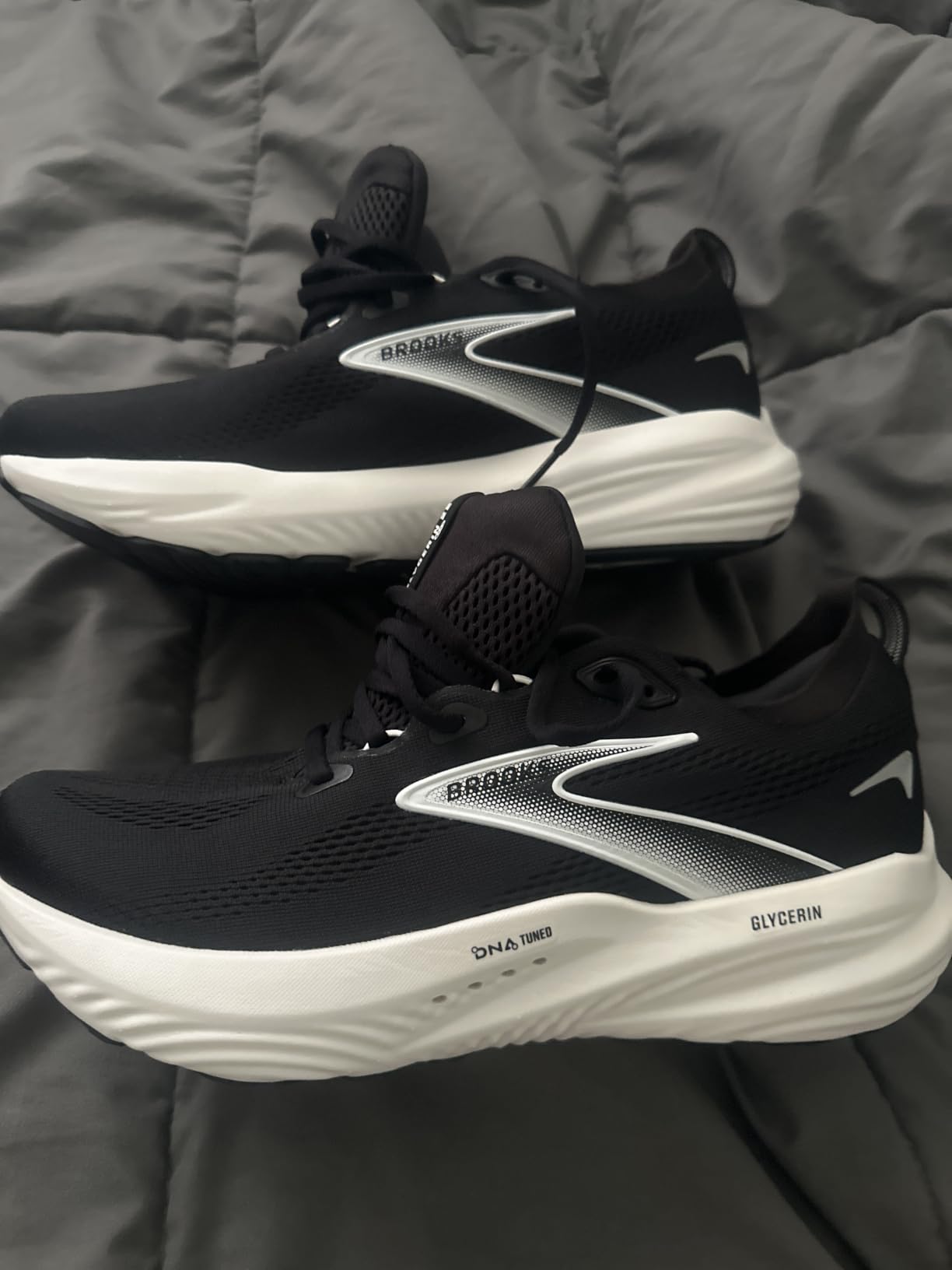 Brooks Men’s Glycerin 22 Neutral Running Shoe customer photo 1