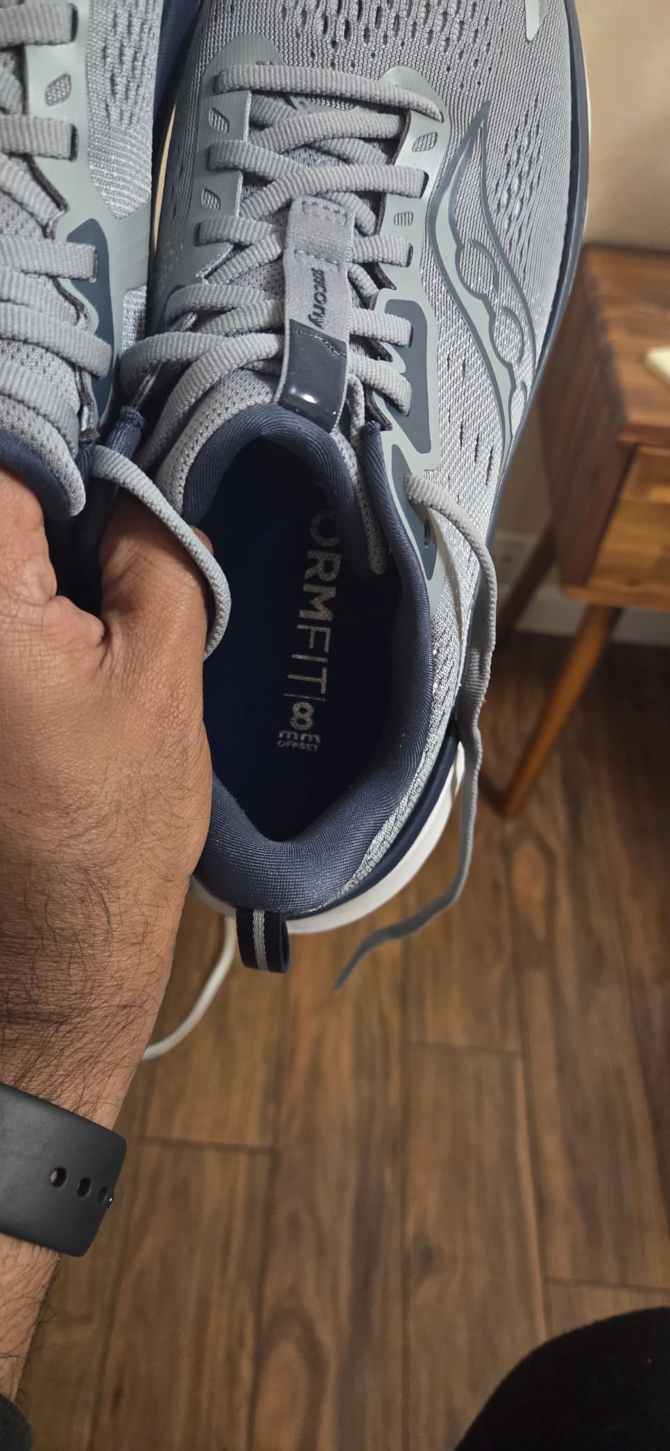 Saucony Men's Guide 18 Sneaker customer photo 1