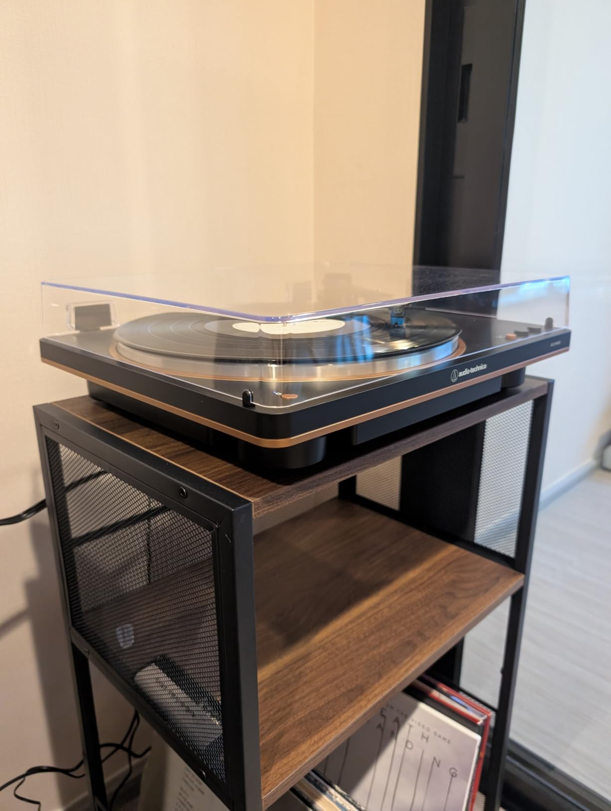 VASAGLE 3-Tier Record Player Stand, Vinyl Record Storage up to 100 Albums customer photo 2