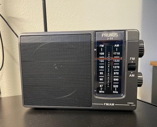 PRUNUS J03 AM FM Radio Portable Plug in Wall or AA Battery Operated for Home/Outdoor, Large Speaker Excellent Sound and Reception, Large Tuning Knobs, Gifts for Seniors, No,Internet Radio/Shower Radio customer photo 1