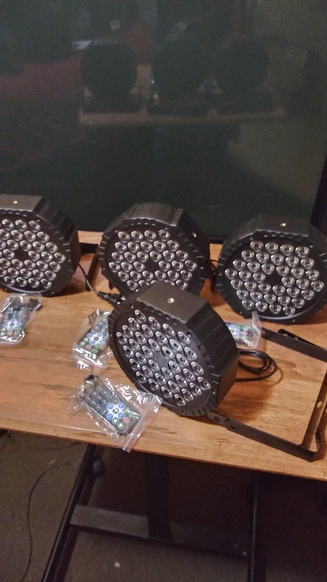 Manalete 36W RGB LED Stage Par Lights, 4 Pack customer photo 2