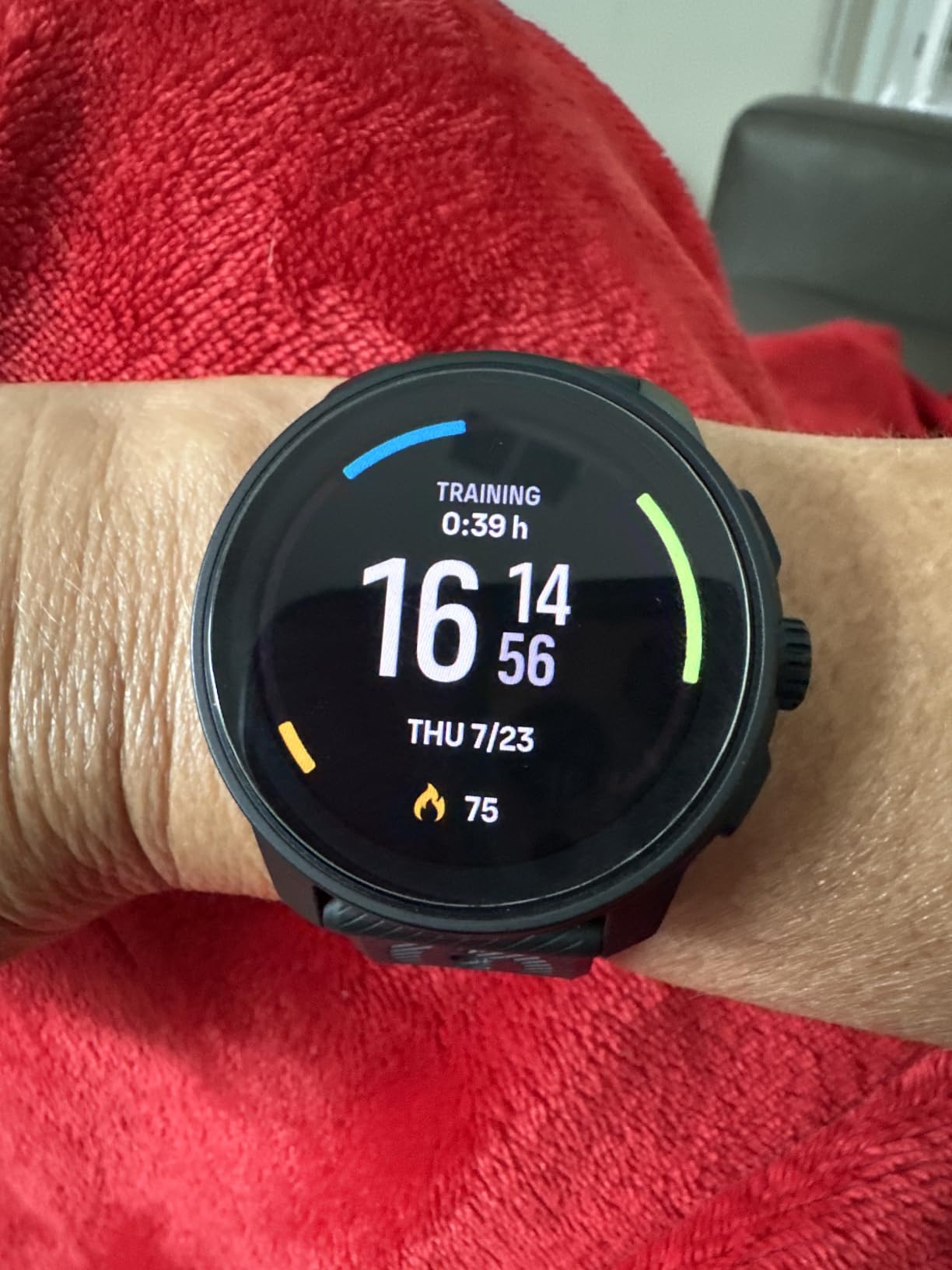 SUUNTO Race S GPS Sports Watch, 1.32” AMOLED 95+ Sports Modes, All Black customer photo 2