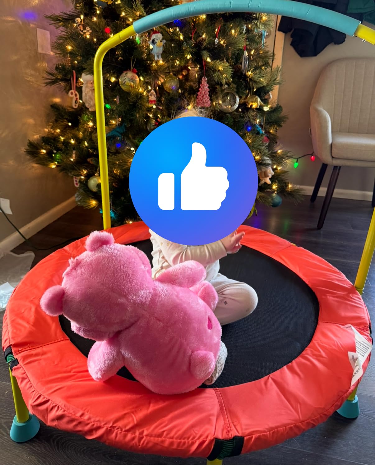 Fisher-Price 3-Foot Mini Trampoline, WonderJump 36-Inch Round Indoor Toddler Kids Trampoline with Stabilizing Handlebar customer photo 2