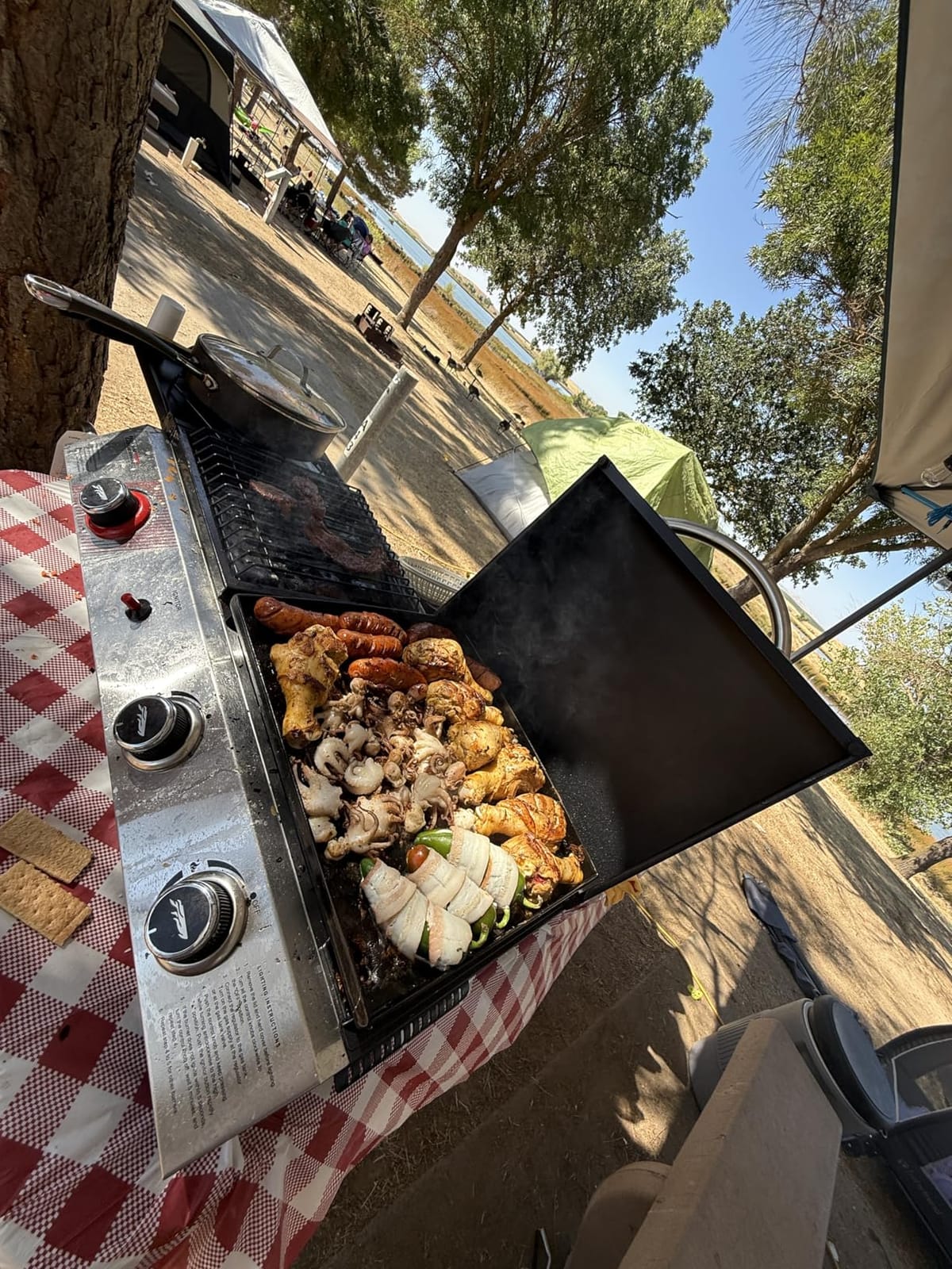 Royal Gourmet PD1305H 3-Burner Propane Gas Grill, Griddle Combo with Lid customer photo 1