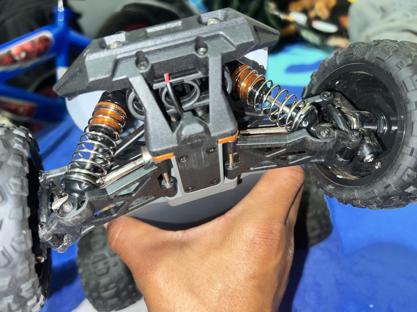 Rc Cars 1:14 All Terrain RC Car for Adults & Boys, 4WD Off-Road 40+ KPH customer photo 2