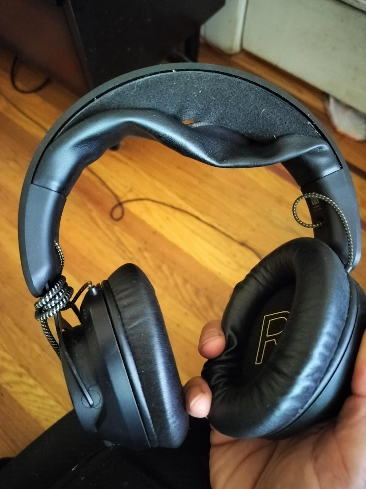 ADAM Audio H200 Closed-Back Studio Headphones customer photo 2