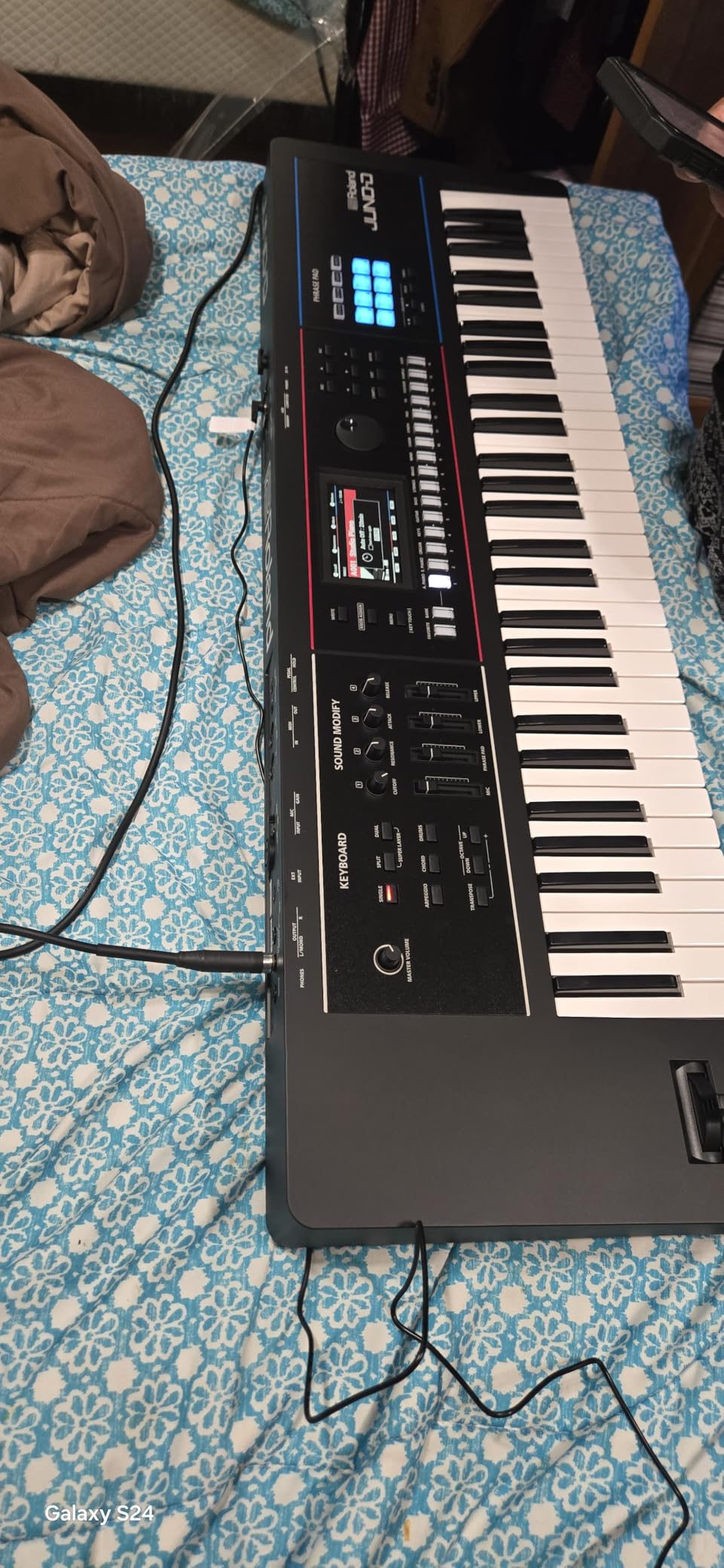 Roland JUNO-D6 Synthesizer, 61-Note Keyboard customer photo 1