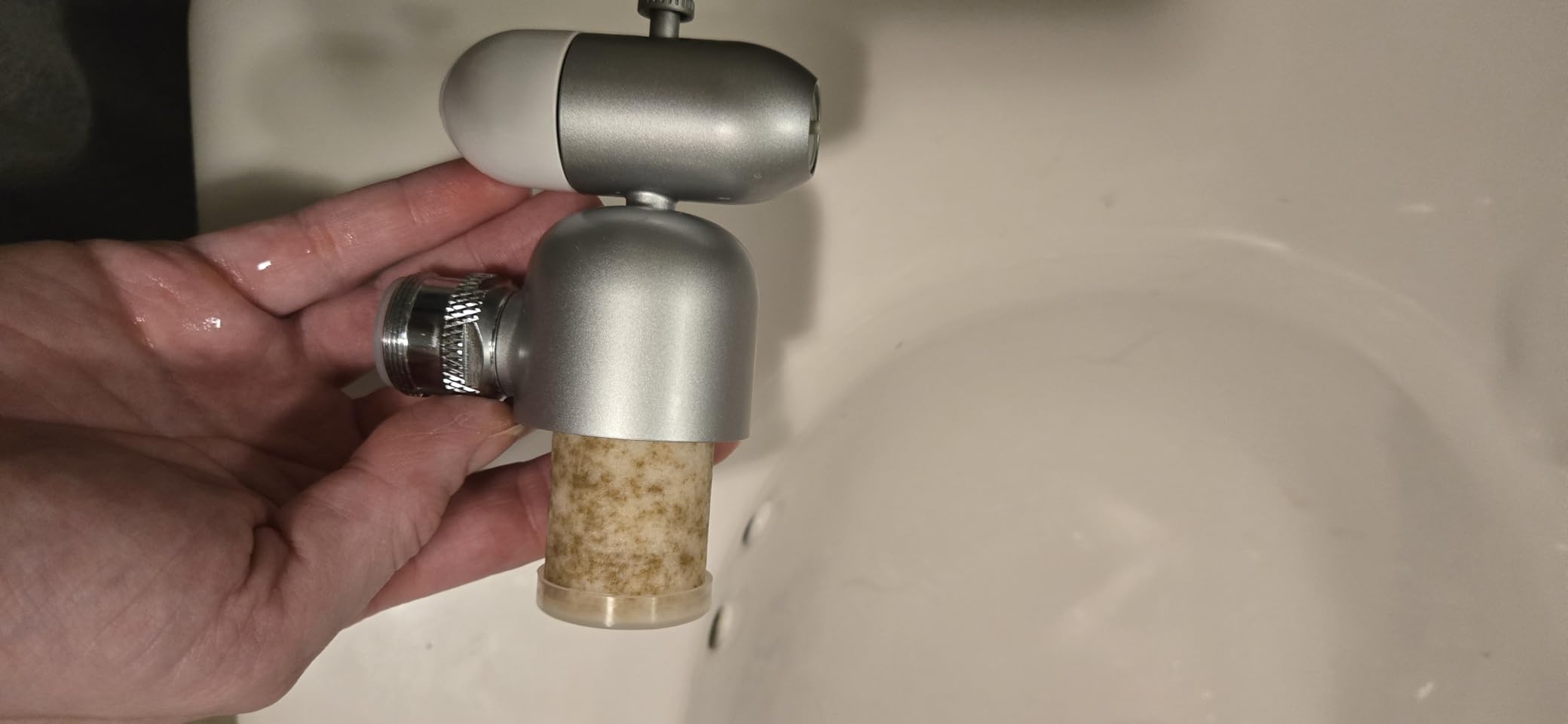 4 Modes Multifunctional Kitchen & Bathroom Water Filter for Sink Faucet with 2pcs Replacement Filters - 99.9% Chlorine Removal - Skin Hydration in 2 Weeks-Compatible with Most of Faucet customer photo 2
