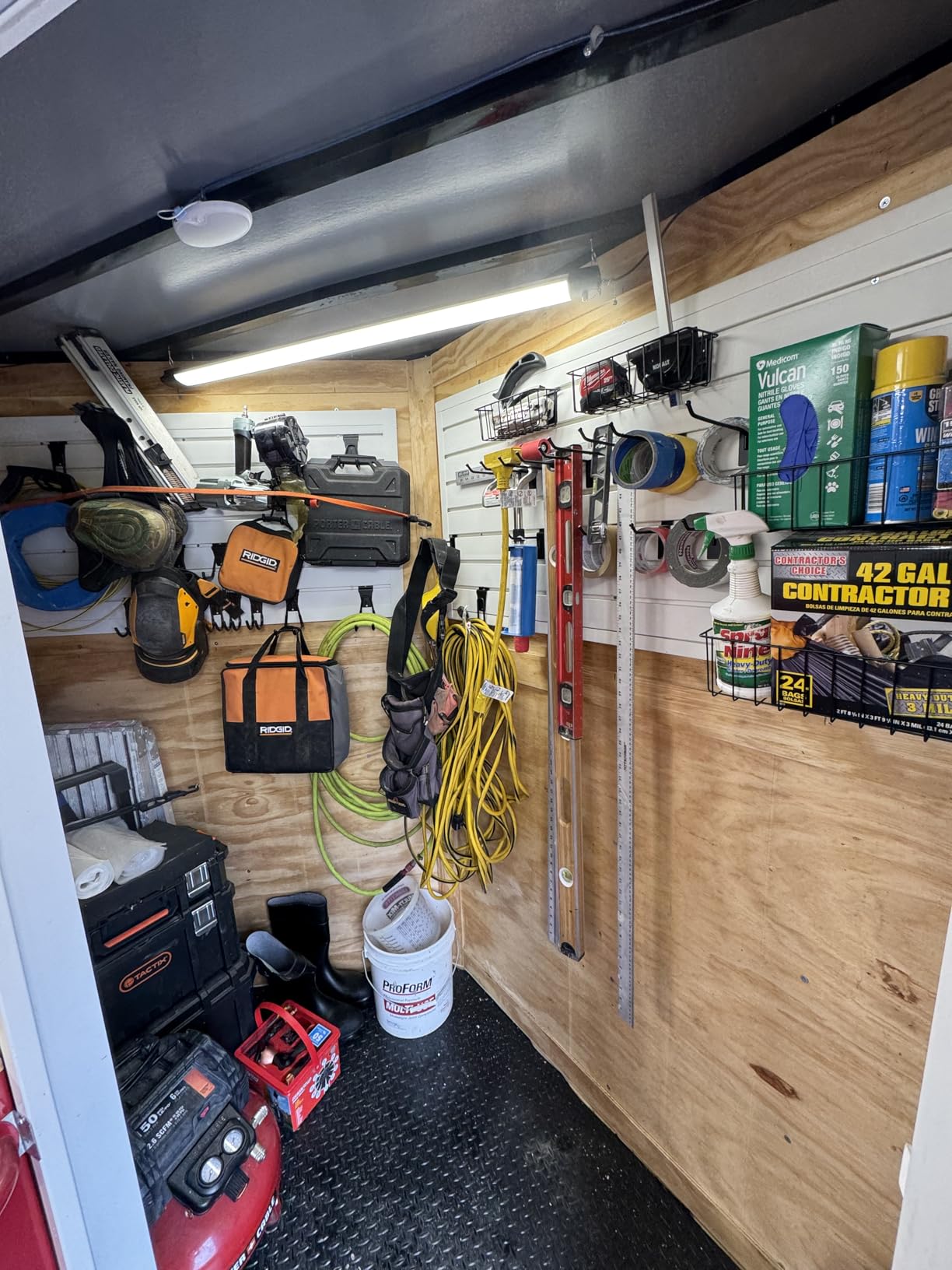 Heavy-Duty Slatwall Baskets and Hooks - Slatwall Accessories for Standard Slatwall Panels | Ideal for Organizing Garages and Workshops customer photo 1