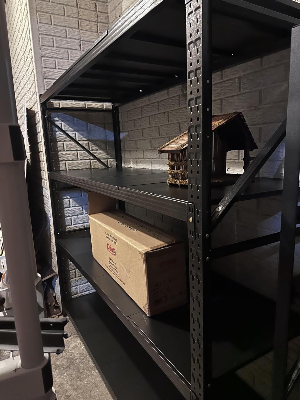 RAVIGIN 5000LBS Storage Shelves,71
