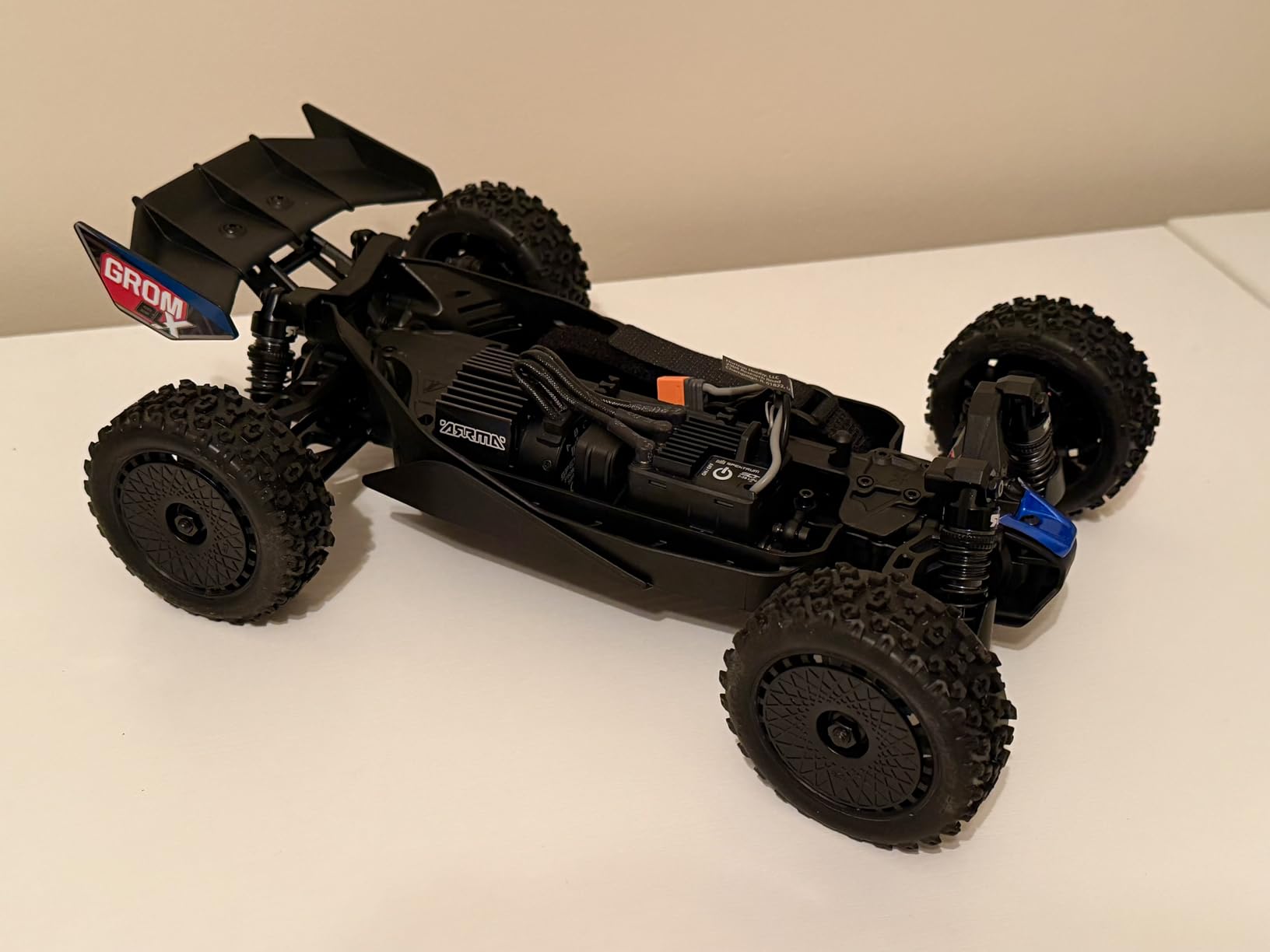 ARRMA Typhon GROM 4X4 223S BLX Brushless RC Buggy, RTR, Blue customer photo 2