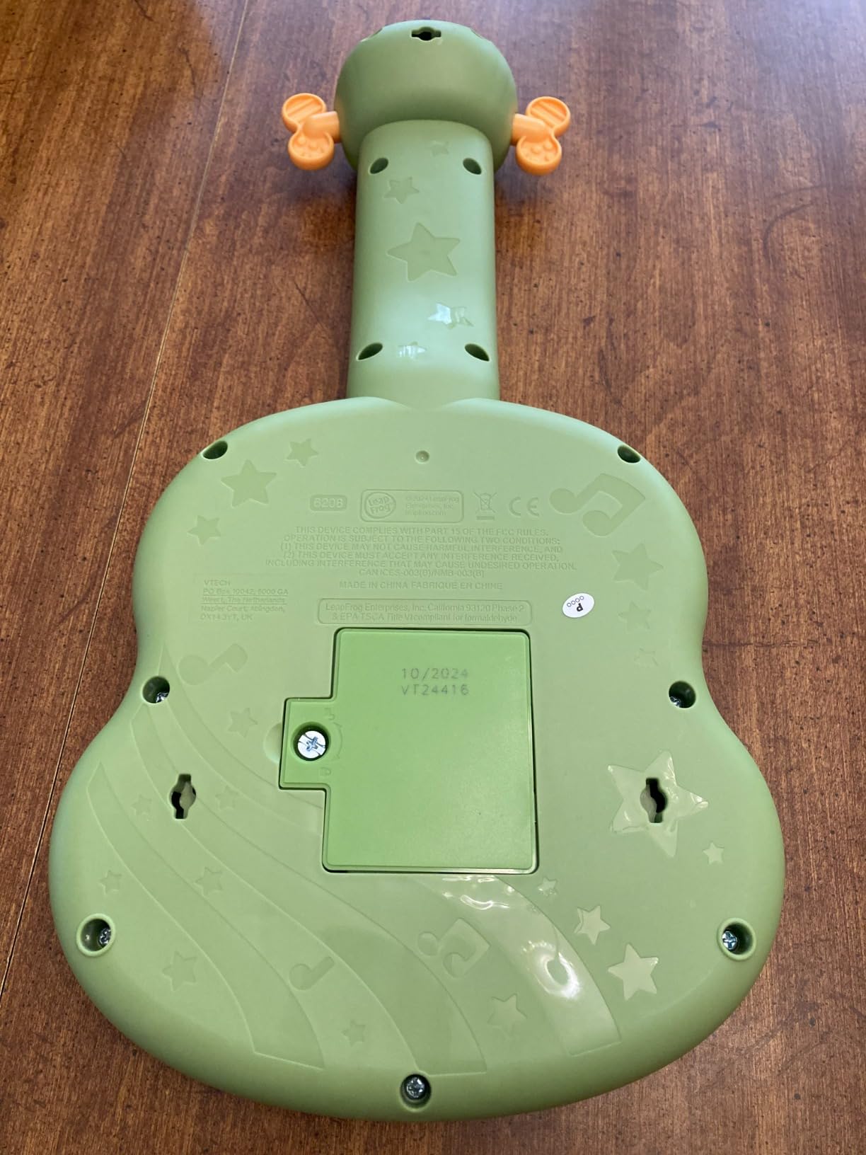 LeapFrog Strum and Count Wooden Guitar, Musical Toddler Toy customer photo 1