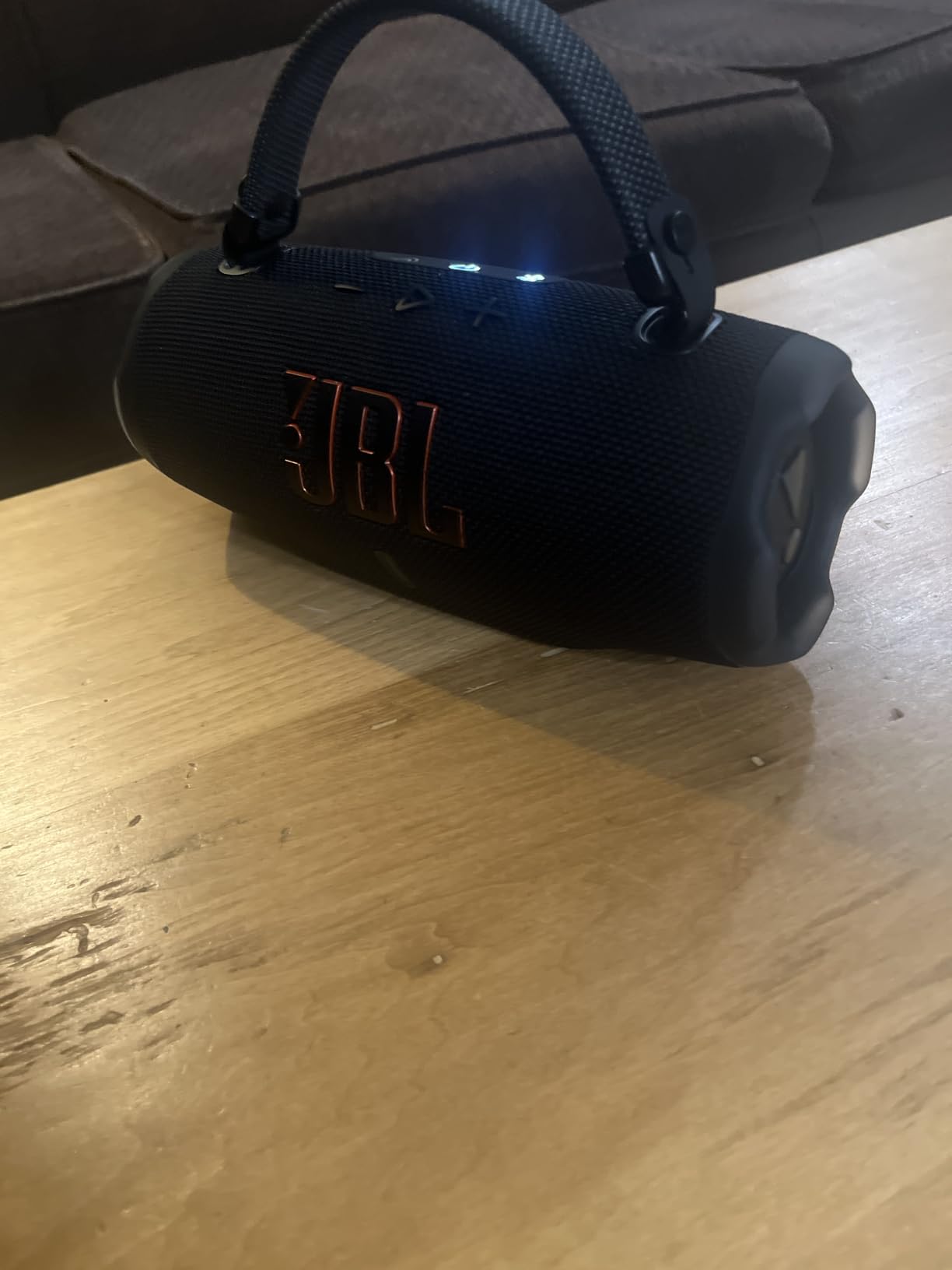 JBL Charge 6 - Portable Waterproof & Drop-Proof Bluetooth Speaker, Bold JBL Pro Sound & AI Sound Boost, 28Hrs Playtime, Built-in powerbank & Comes with a Sturdy/Removable Carrying Strap (Black/Teal) customer photo 1